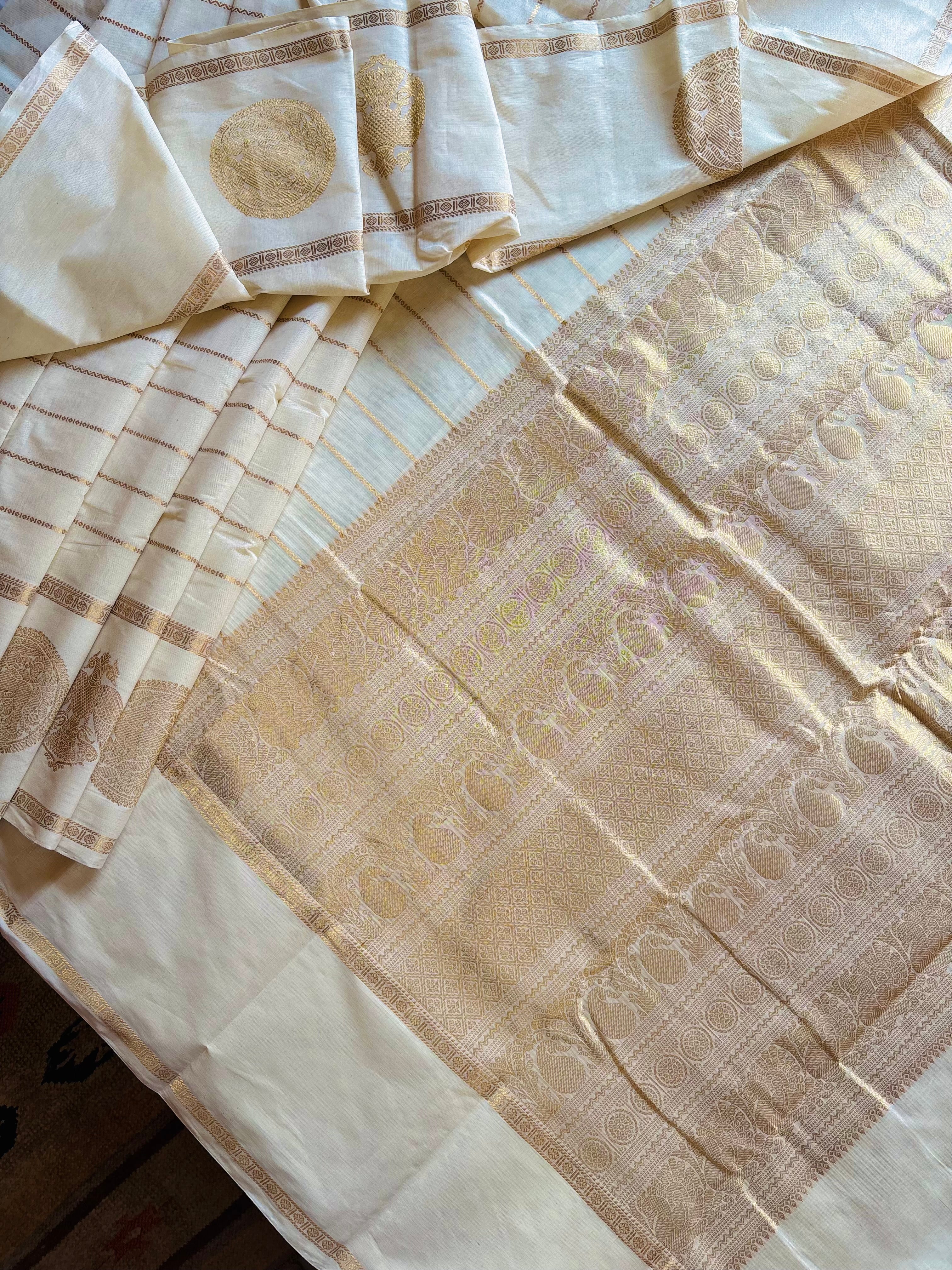 Handwoven Offwhite Gold Cotton Kanchipuram Saree