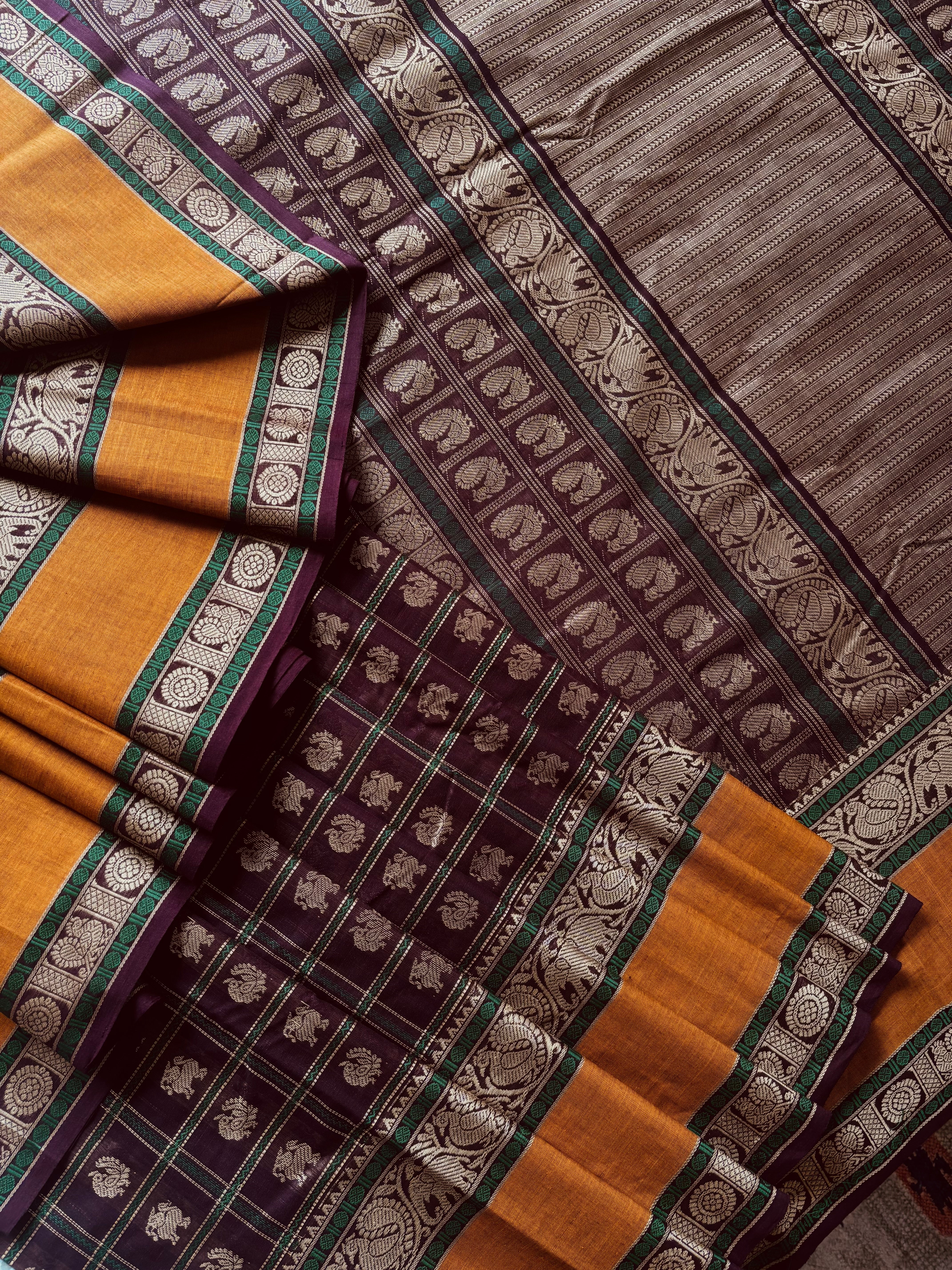 Handwoven Plum Colour Kanchipuram  Aayirum Butta Cotton Saree