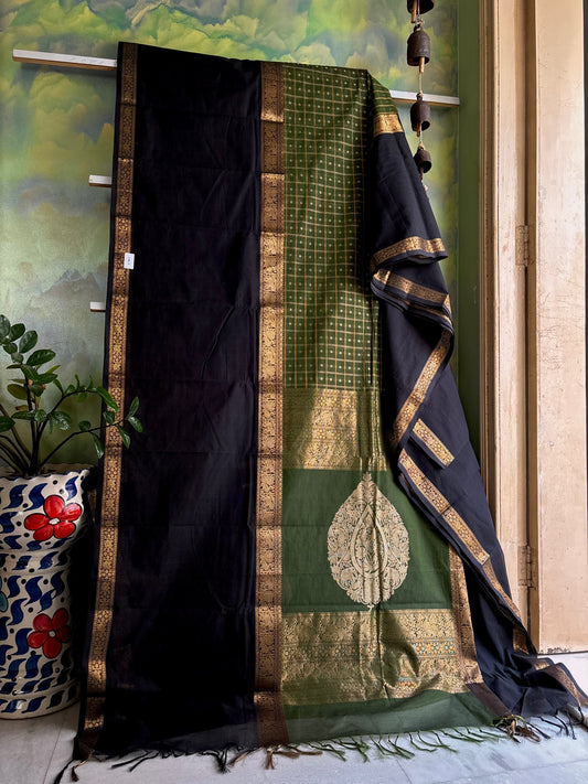 Handwoven Green Black Cotton Kanchipuram Saree