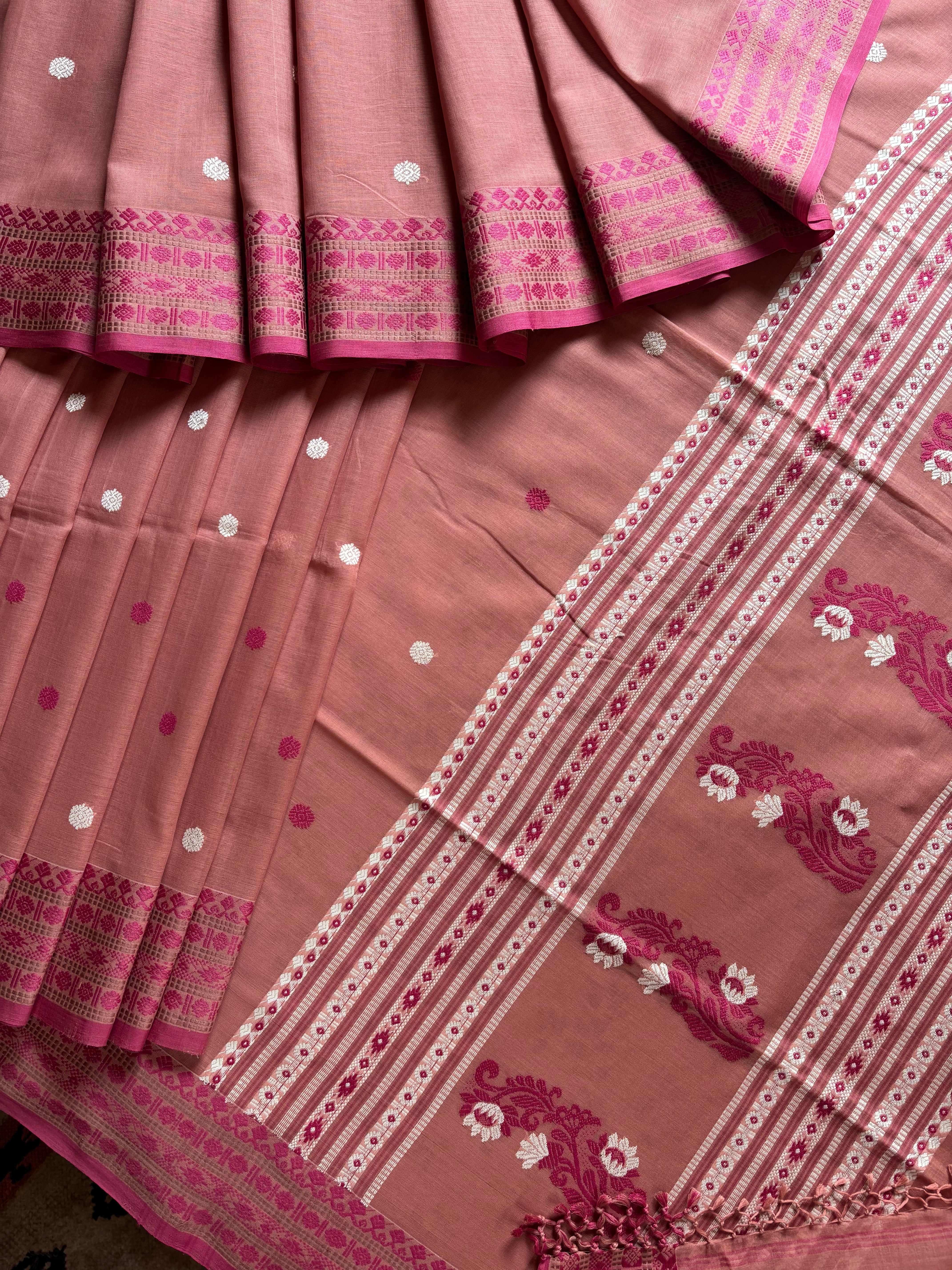 Handwoven Light Peachish Pink Colour Phulia Cotton Saree