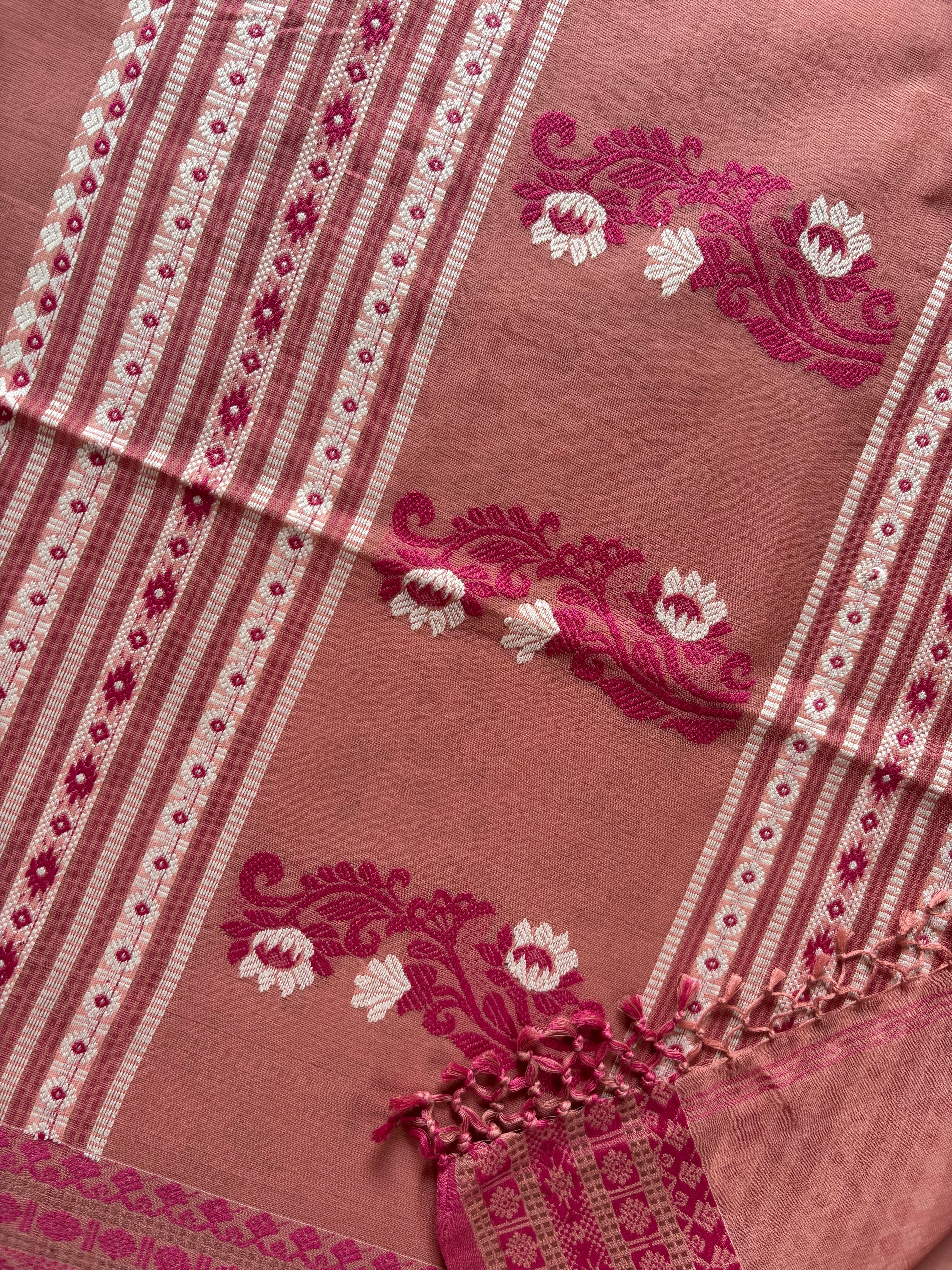 Handwoven Light Peachish Pink Colour Phulia Cotton Saree