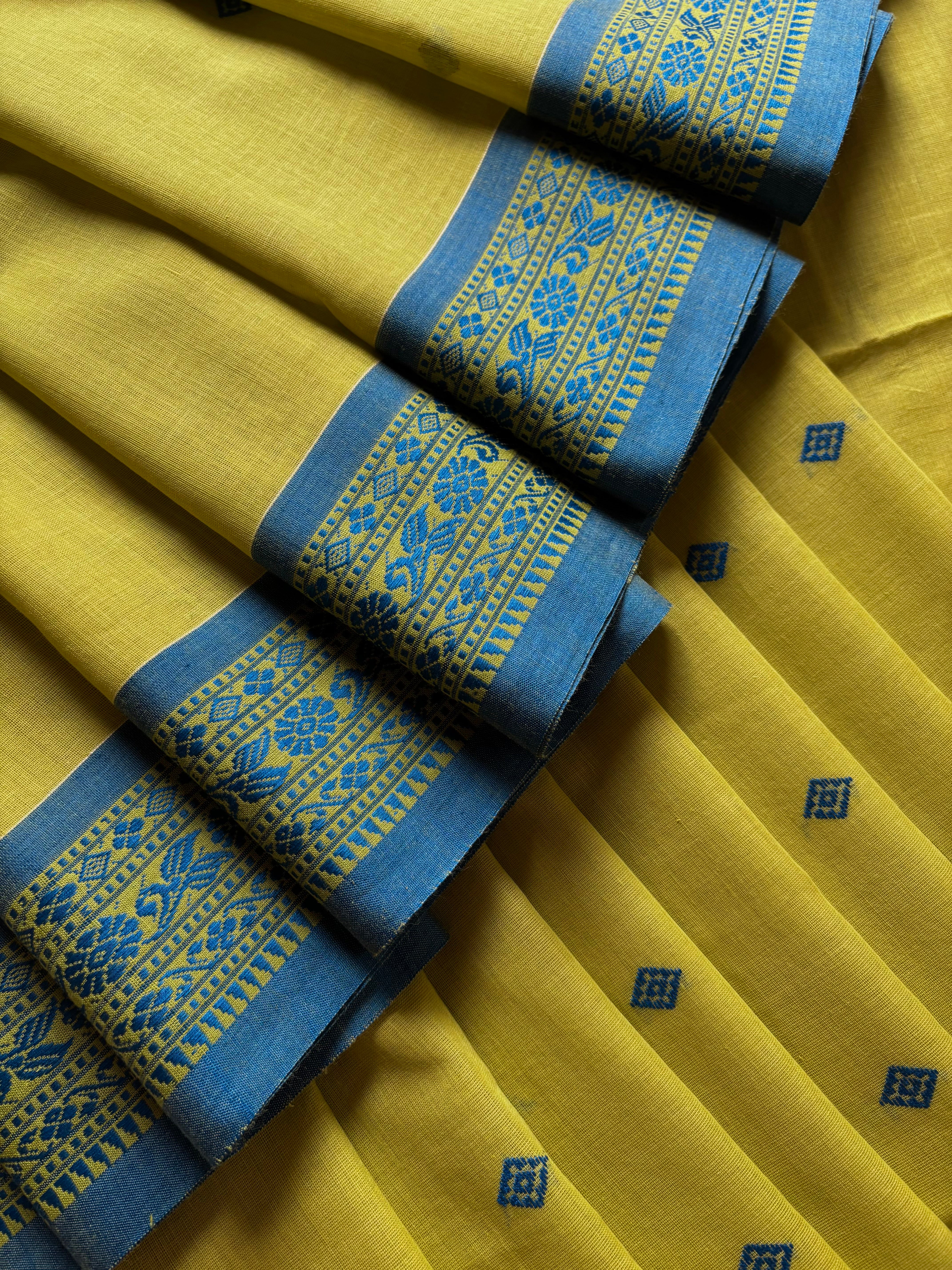 Handwoven Lime Green Colour Phulia Cotton Saree
