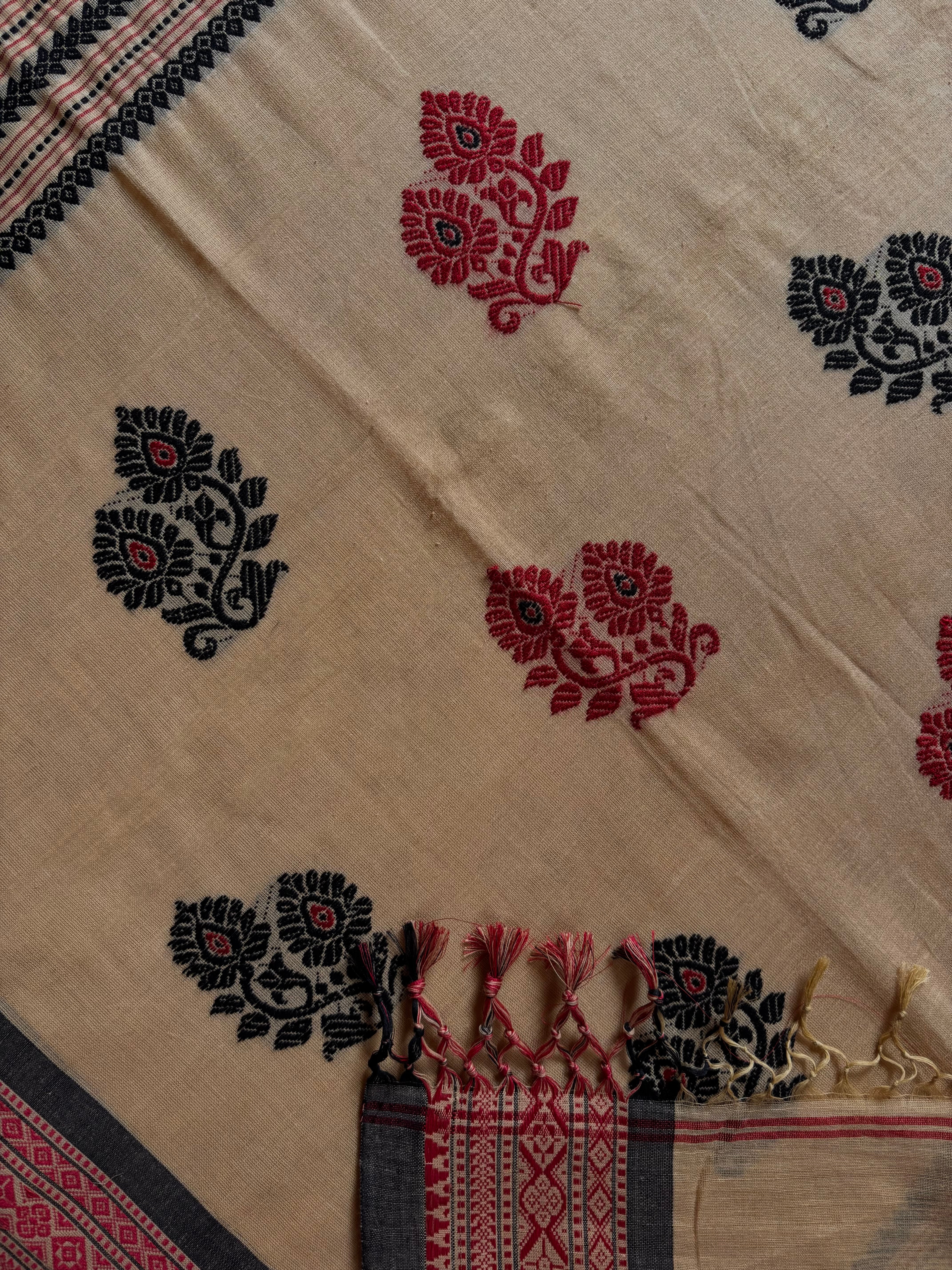 Handwoven Beige Red Black Colour Phulia Cotton Saree