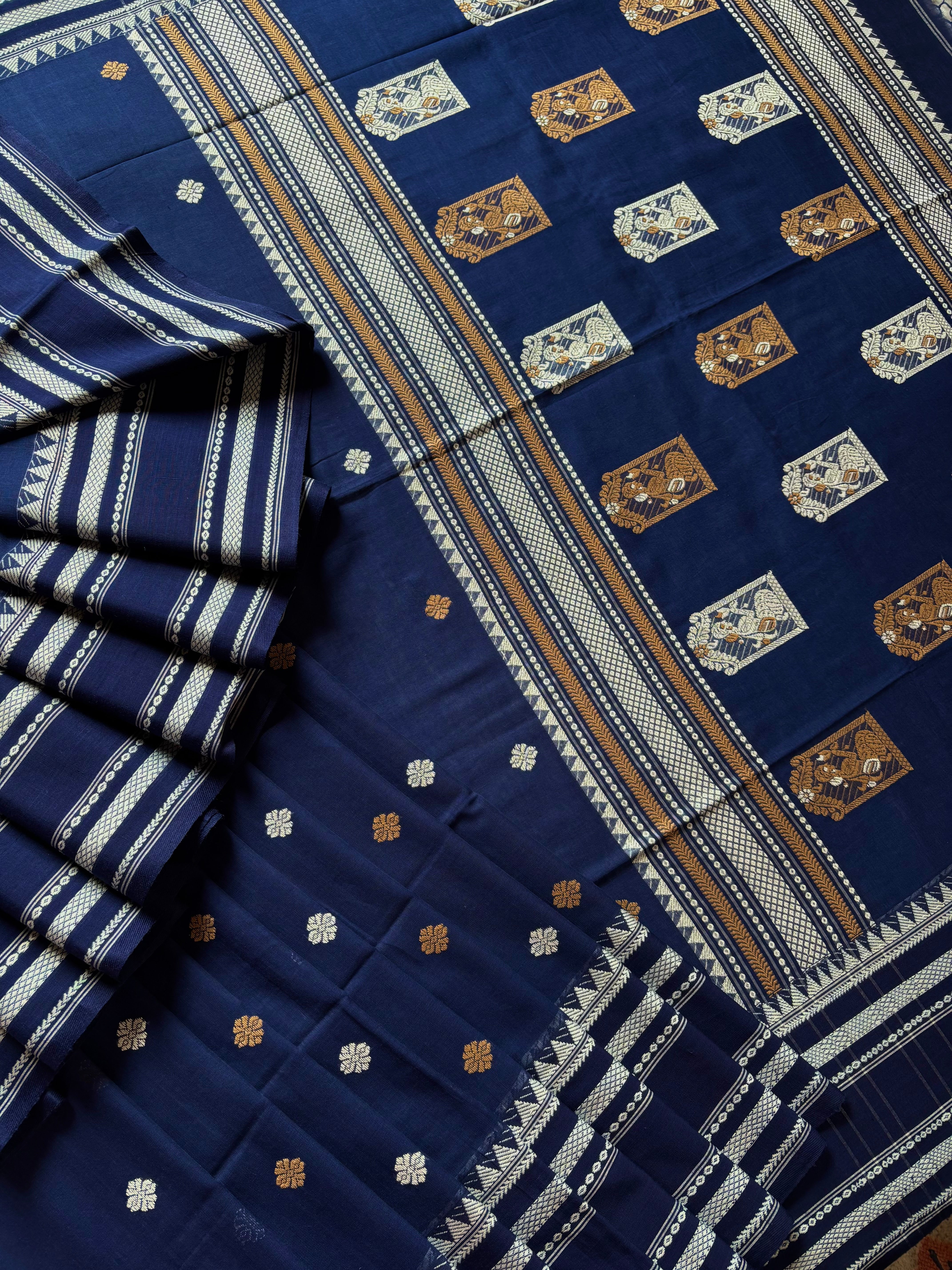 Handwoven Navy Colour Phulia Cotton Saree