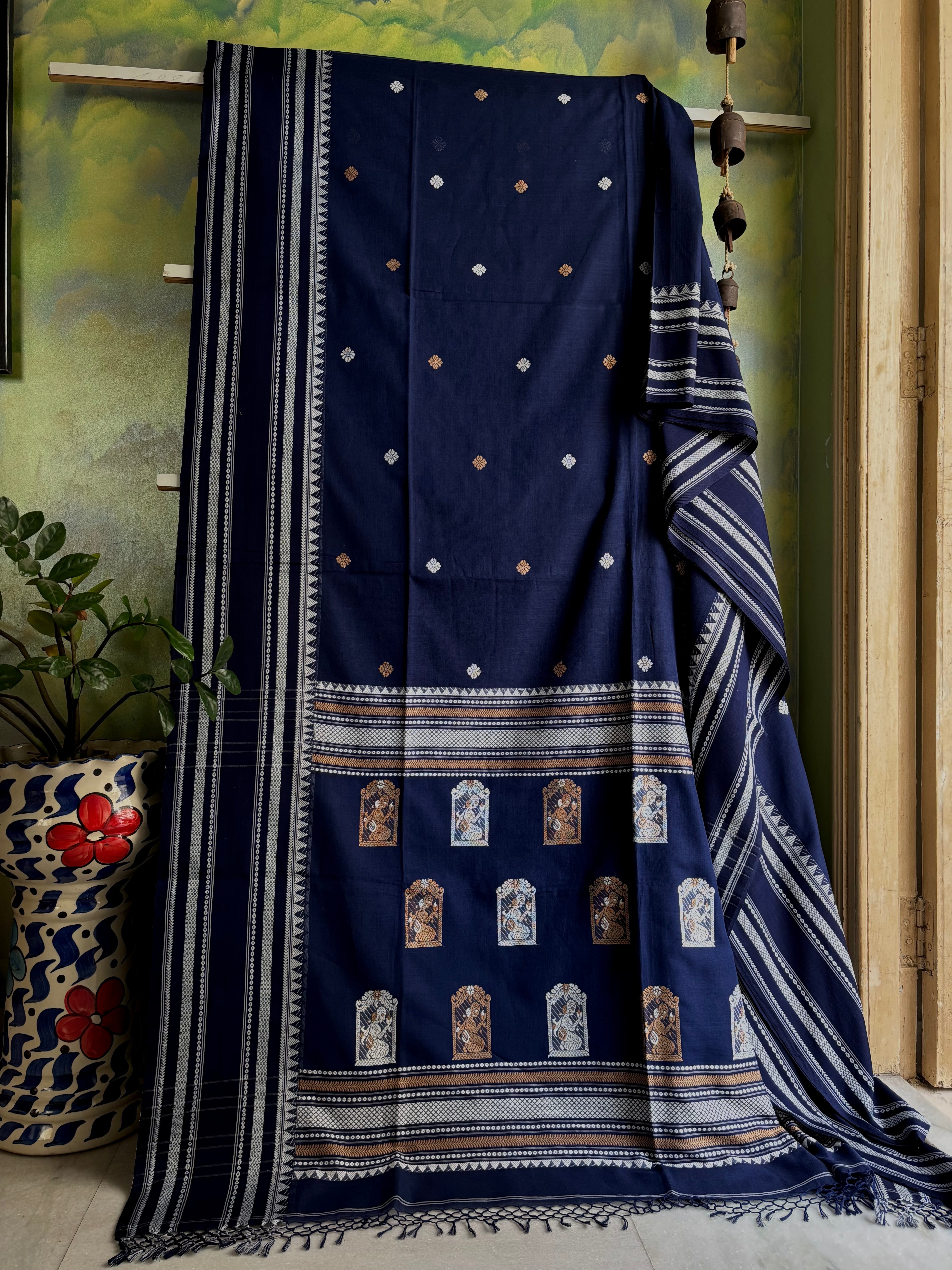Handwoven Navy Colour Phulia Cotton Saree