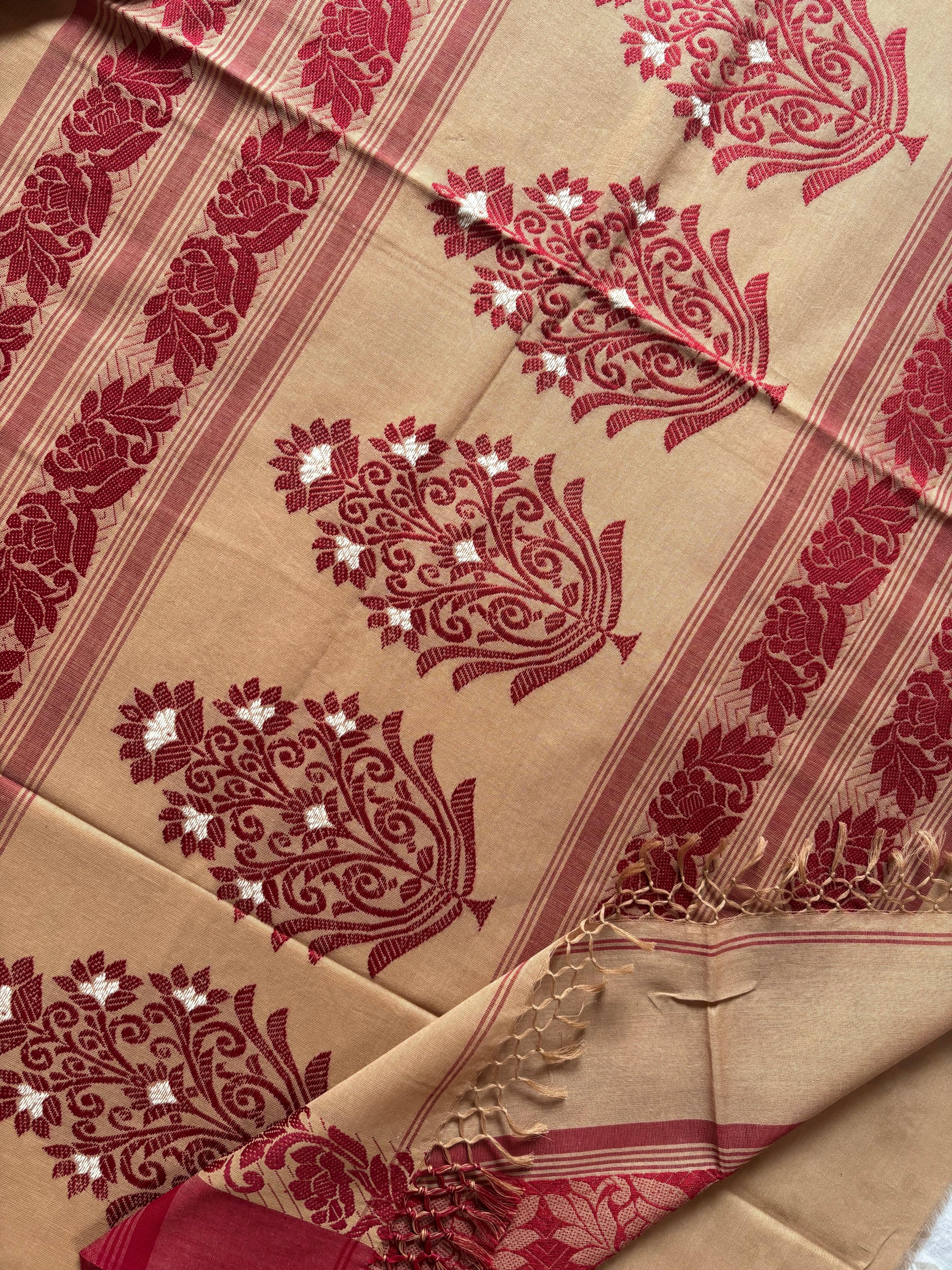 Handwoven Beige Maroon Phulia Cotton Saree