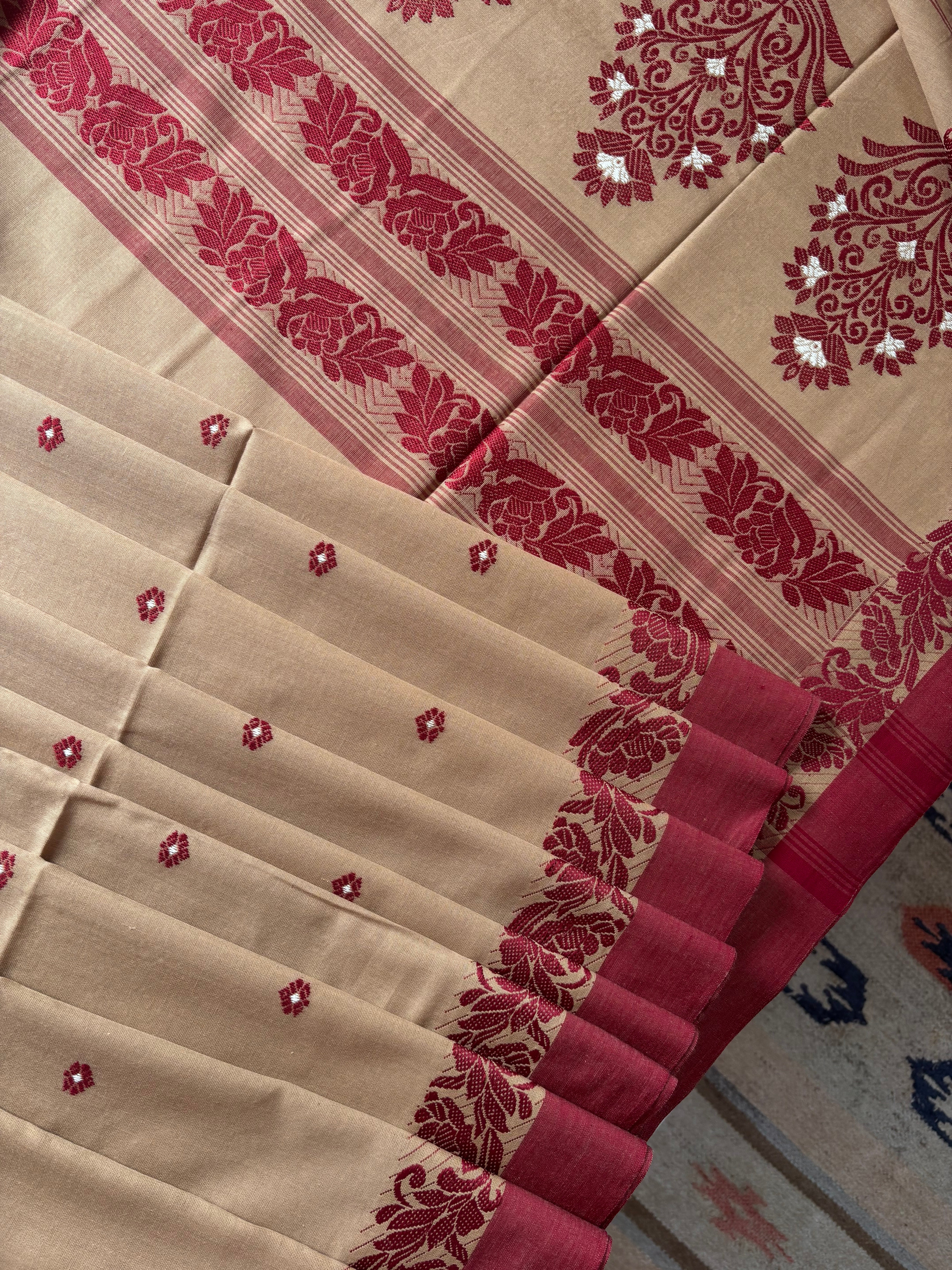 Handwoven Beige Maroon Phulia Cotton Saree