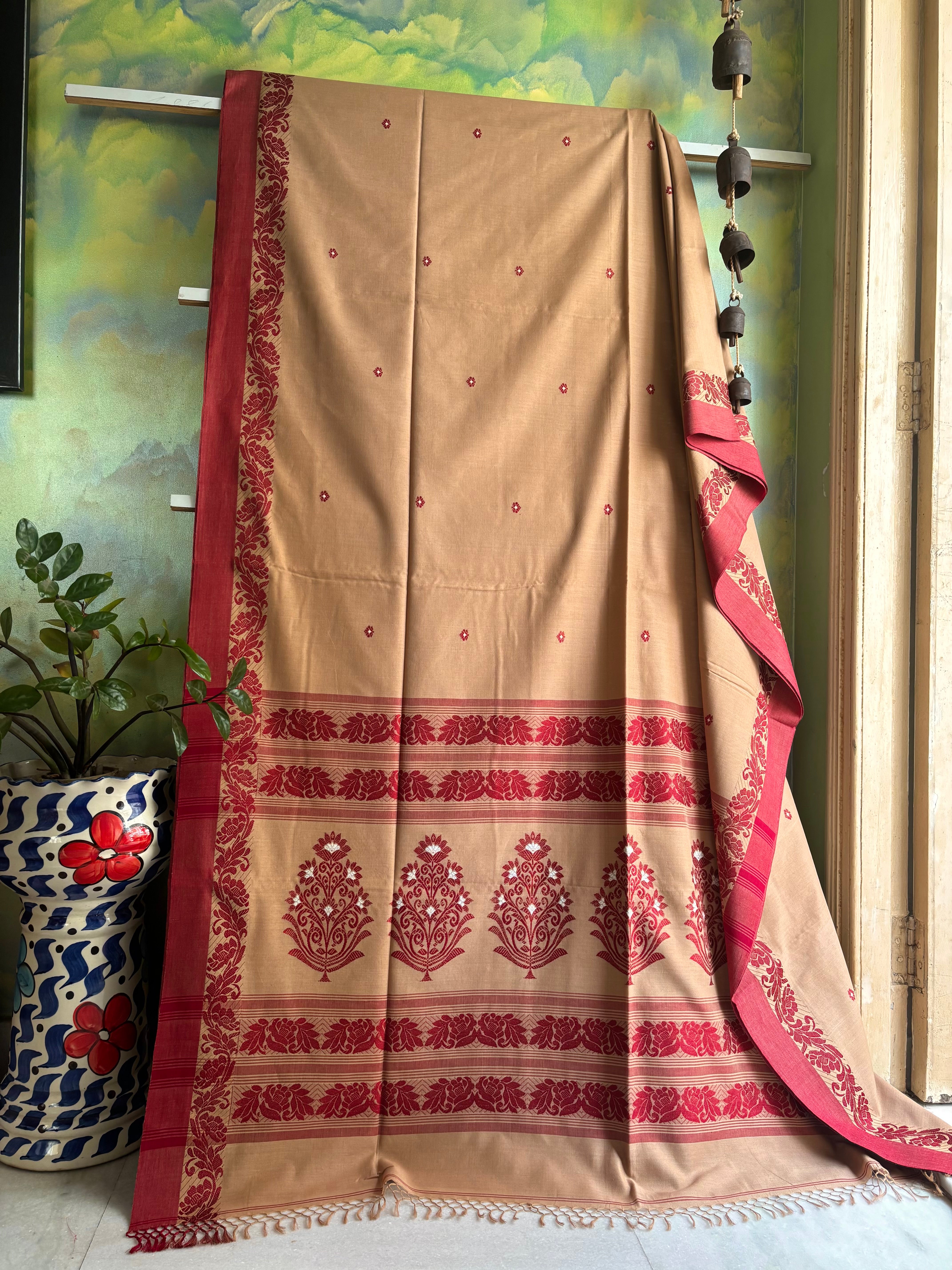 Handwoven Beige Maroon Phulia Cotton Saree
