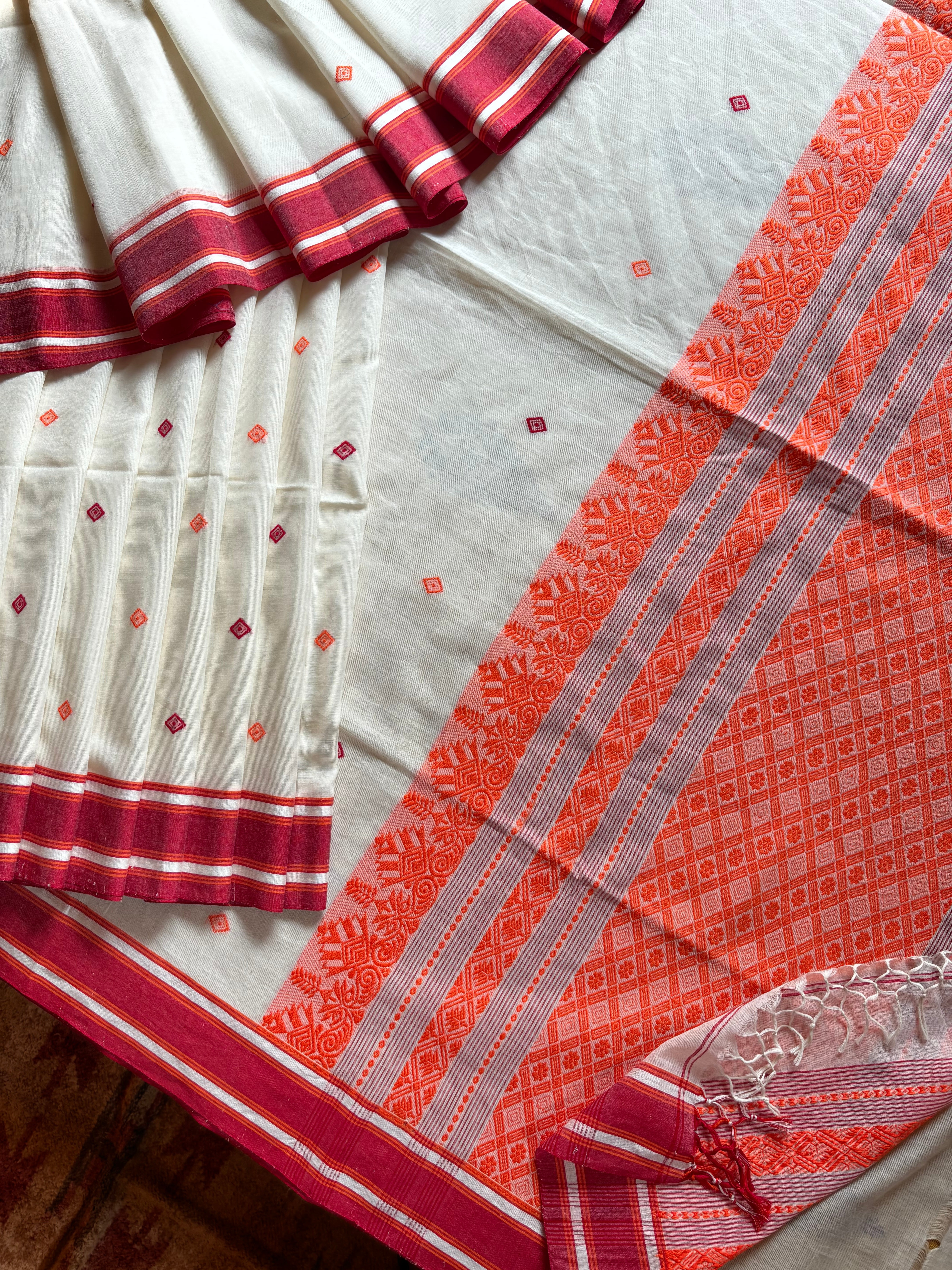 Handwoven White Red Orange Phulia Cotton Saree