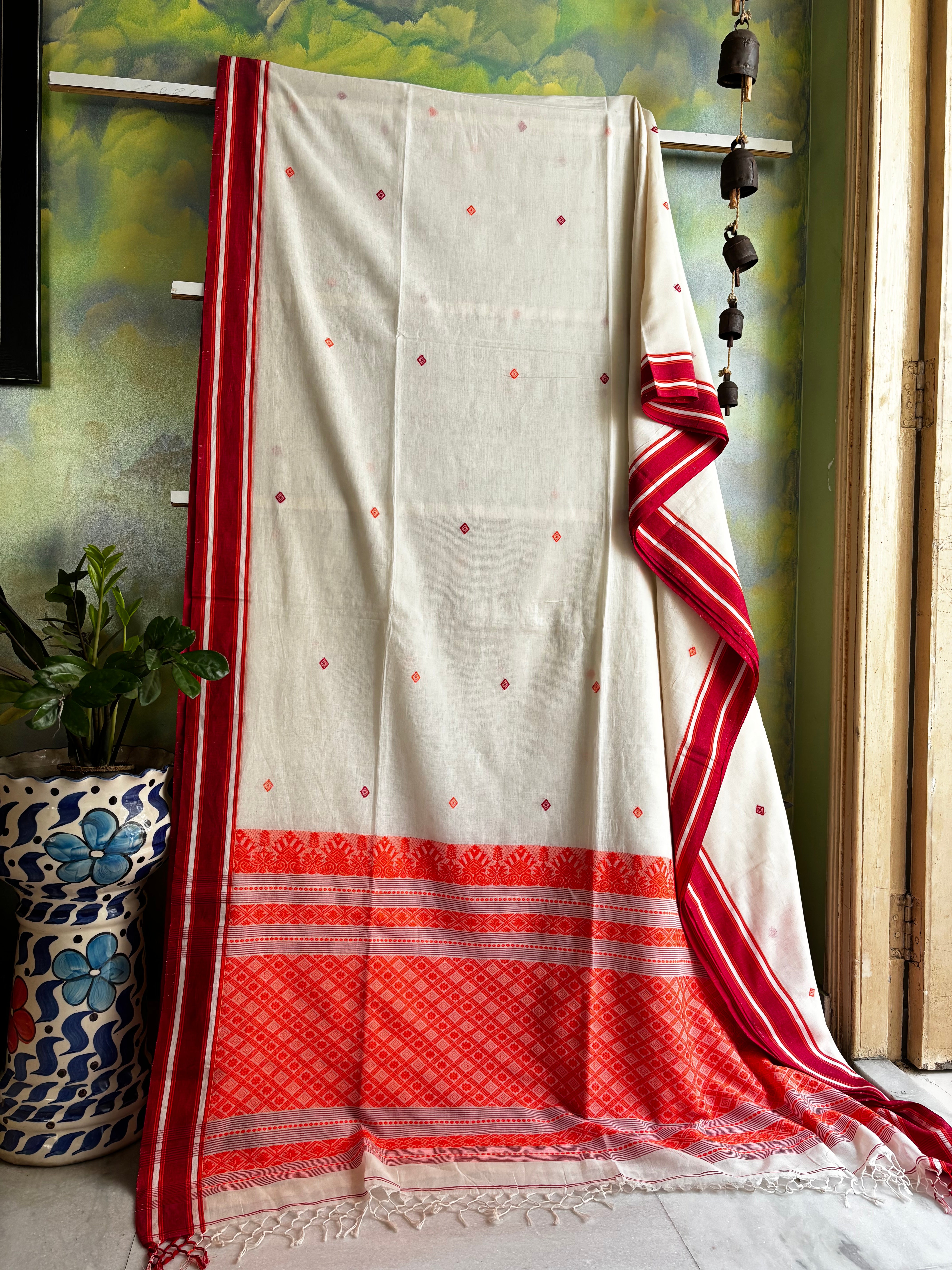 Handwoven White Red Orange Phulia Cotton Saree