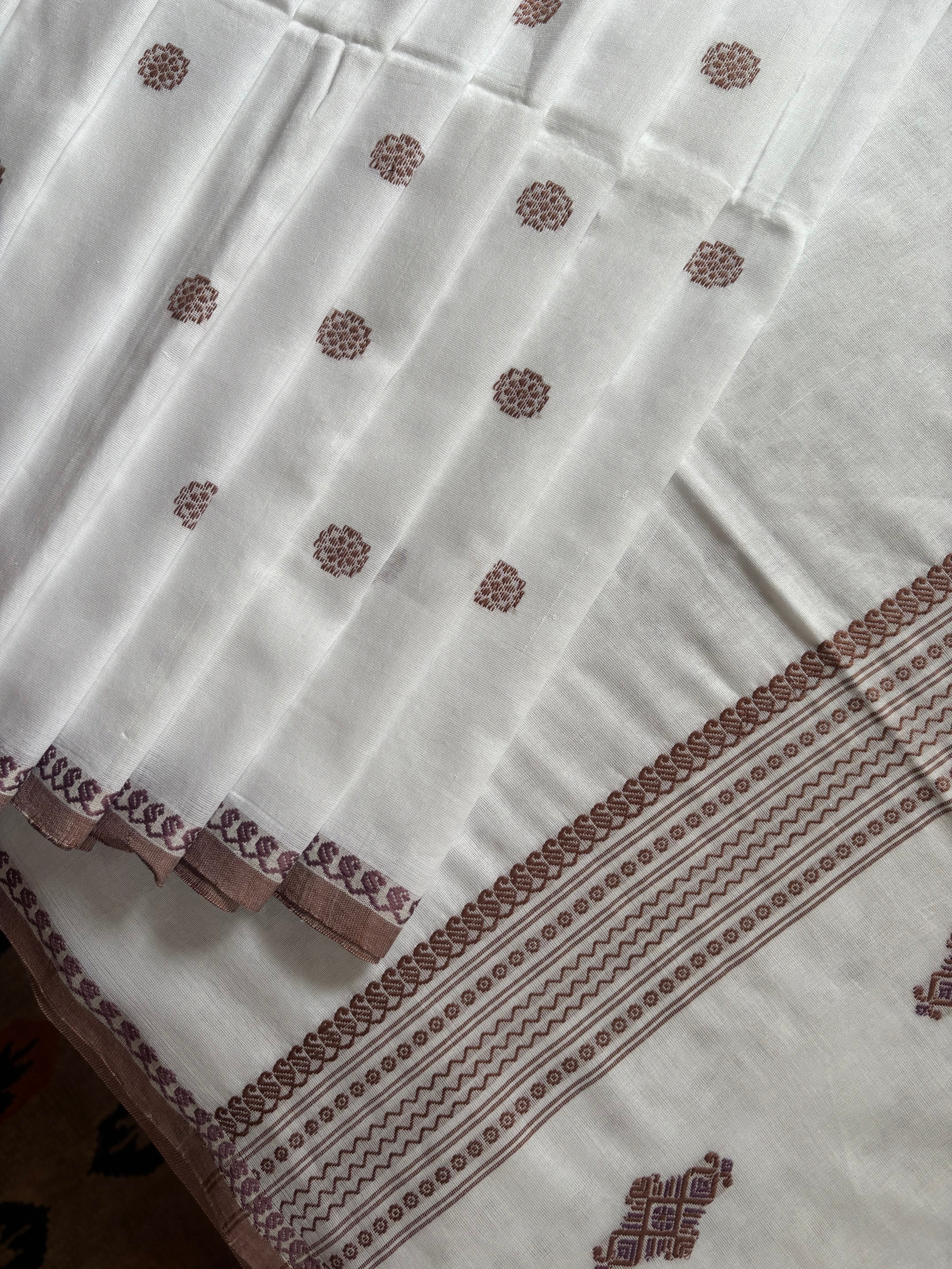 Handwoven White Brown Phulia Cotton Saree