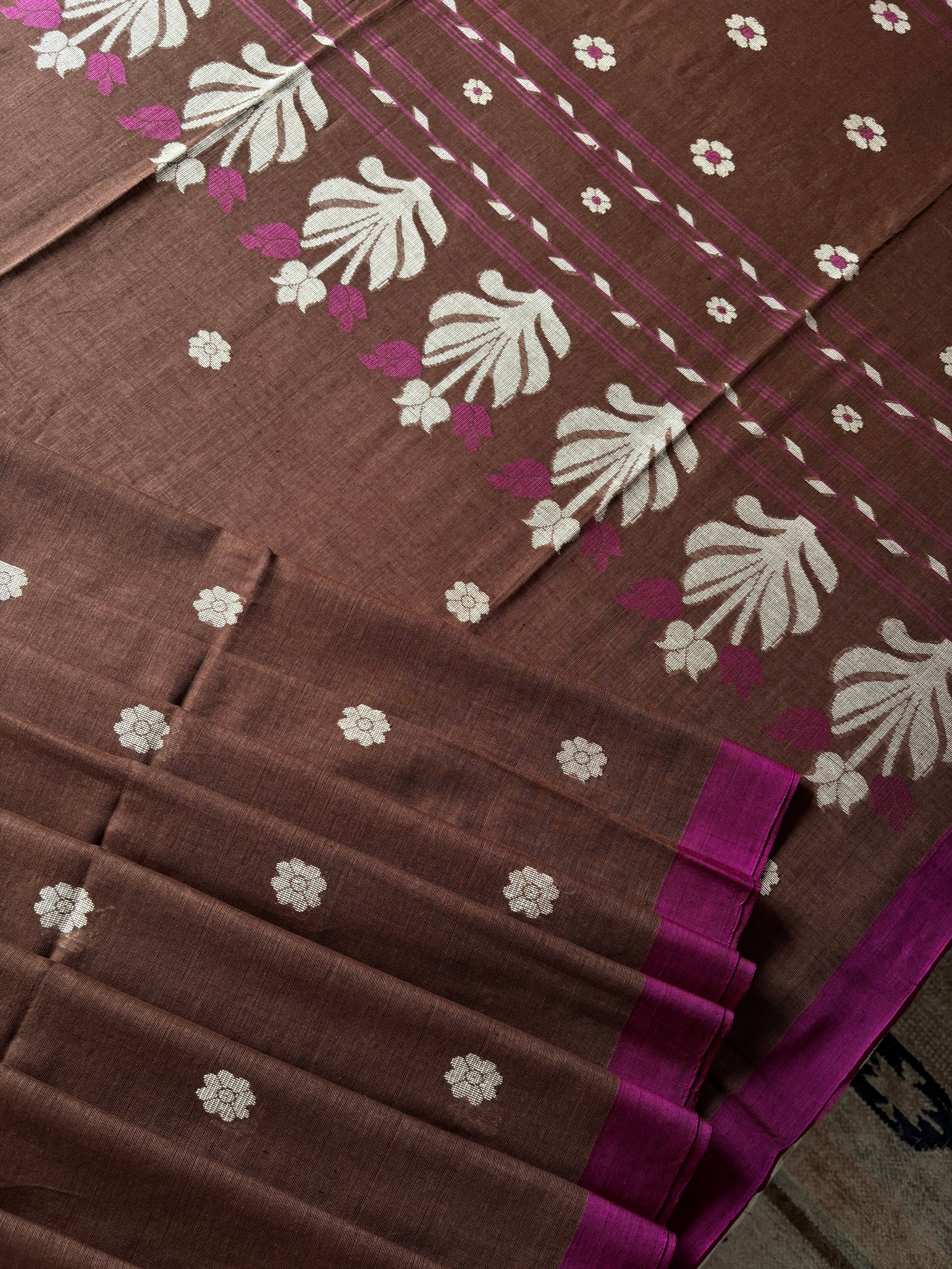 Handwoven Brown Purple Cotton Jamdani Saree