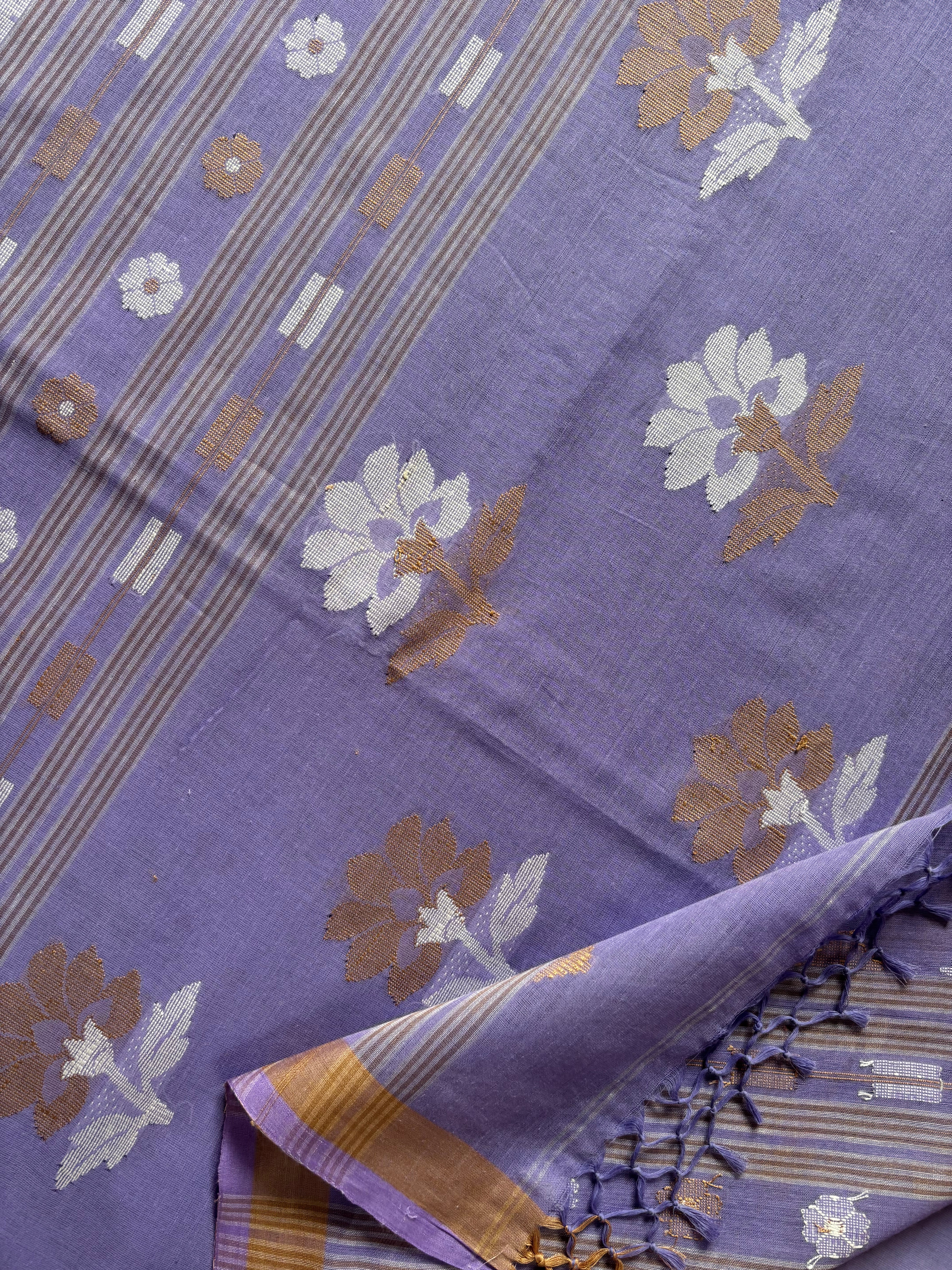 Handwoven Lavender Colour Cotton Jamdani Saree
