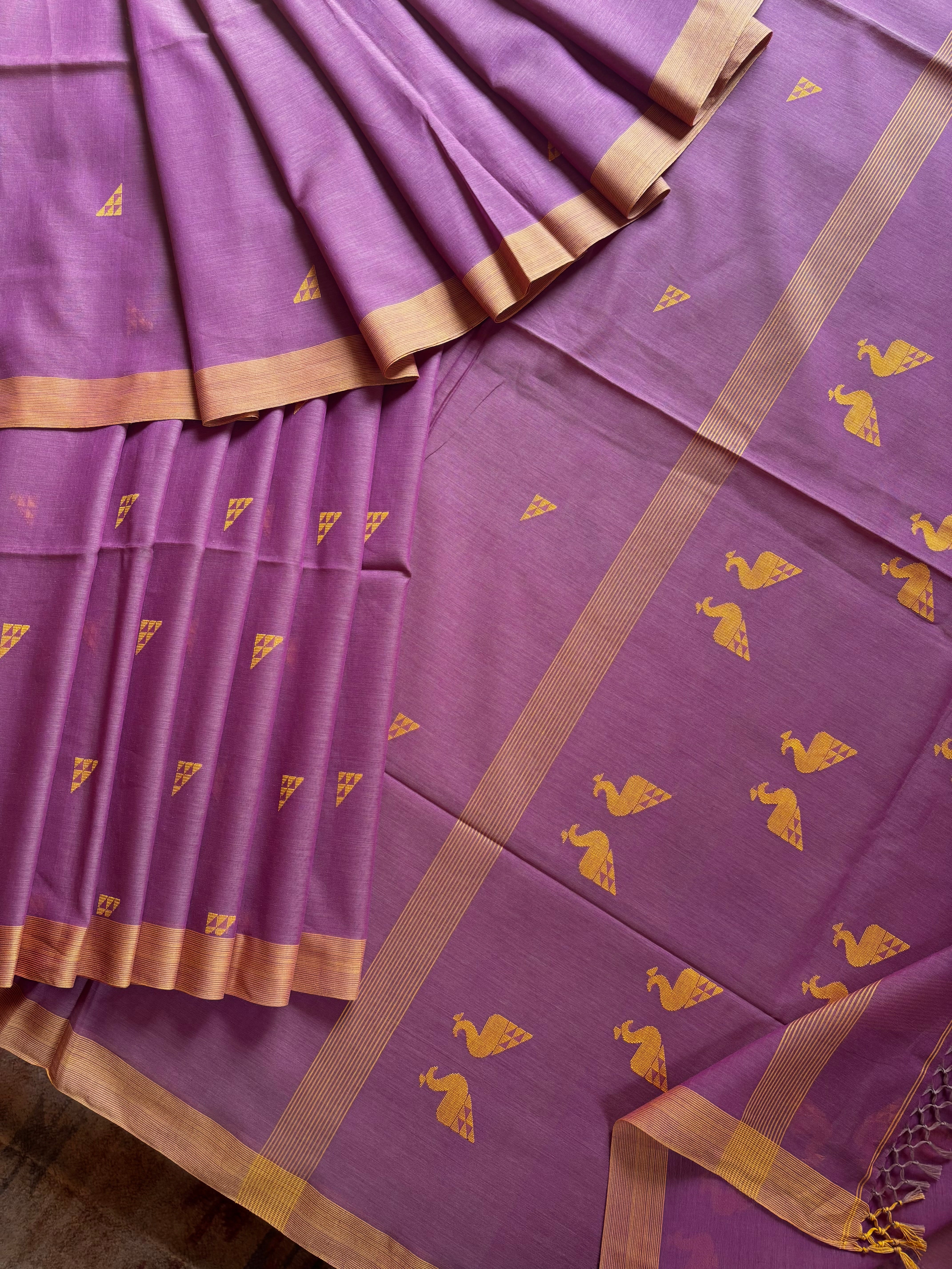 Handwoven Dual Toned Pink Colour Cotton Jamdani Saree