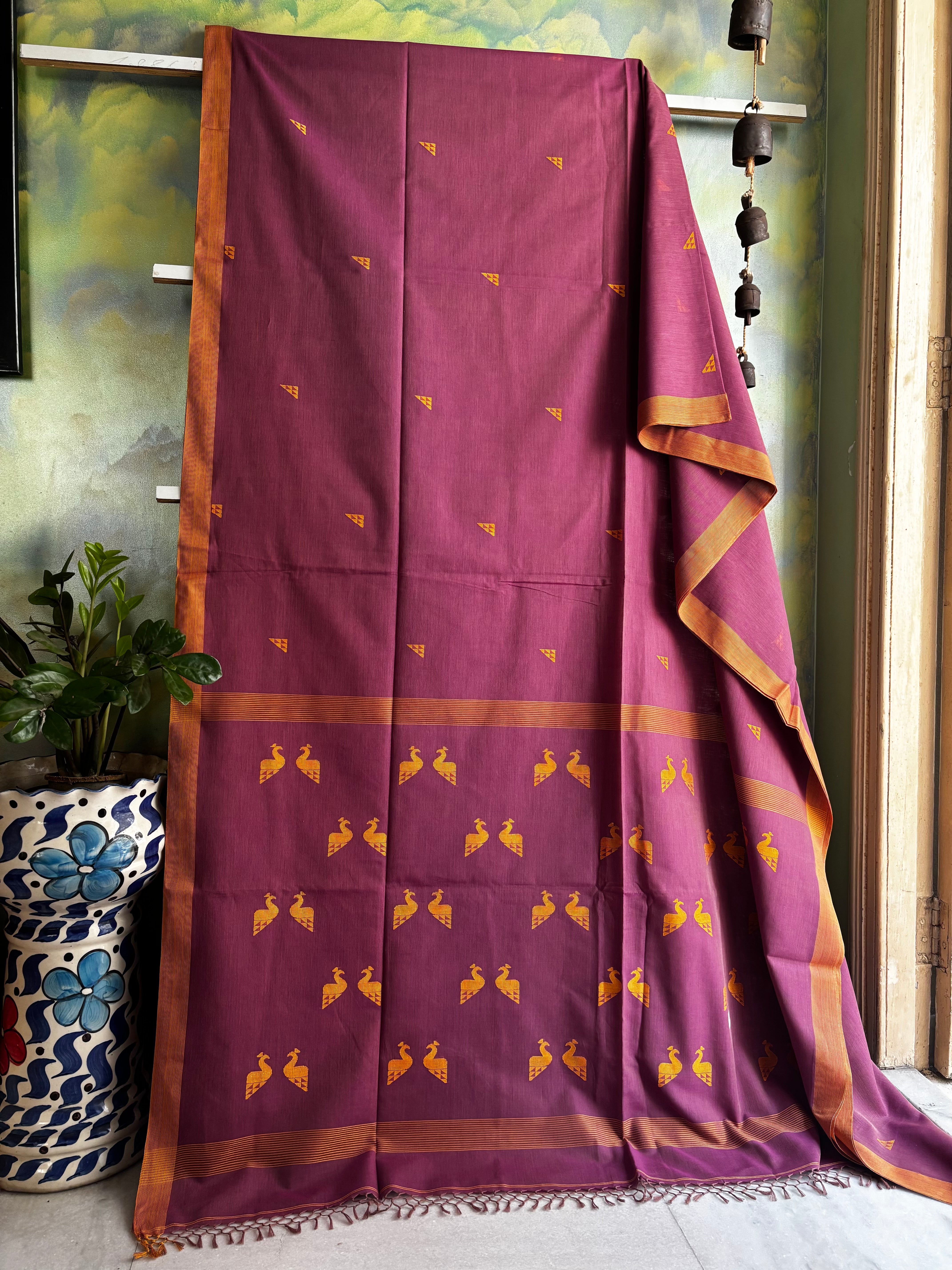 Handwoven Dual Toned Pink Colour Cotton Jamdani Saree
