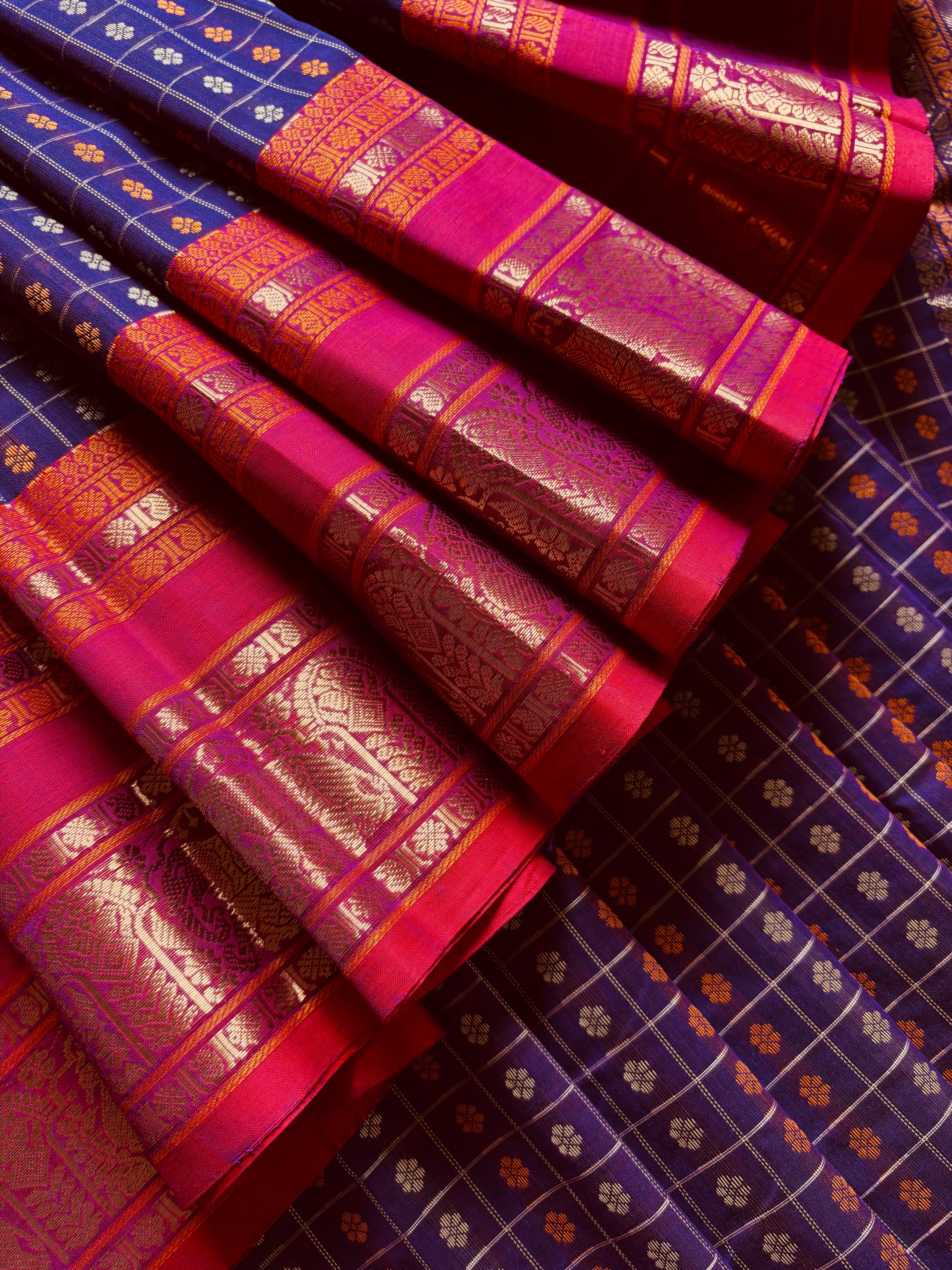 Handwoven Purple Colour Kanchipuram Cotton Aayirum Butta Saree