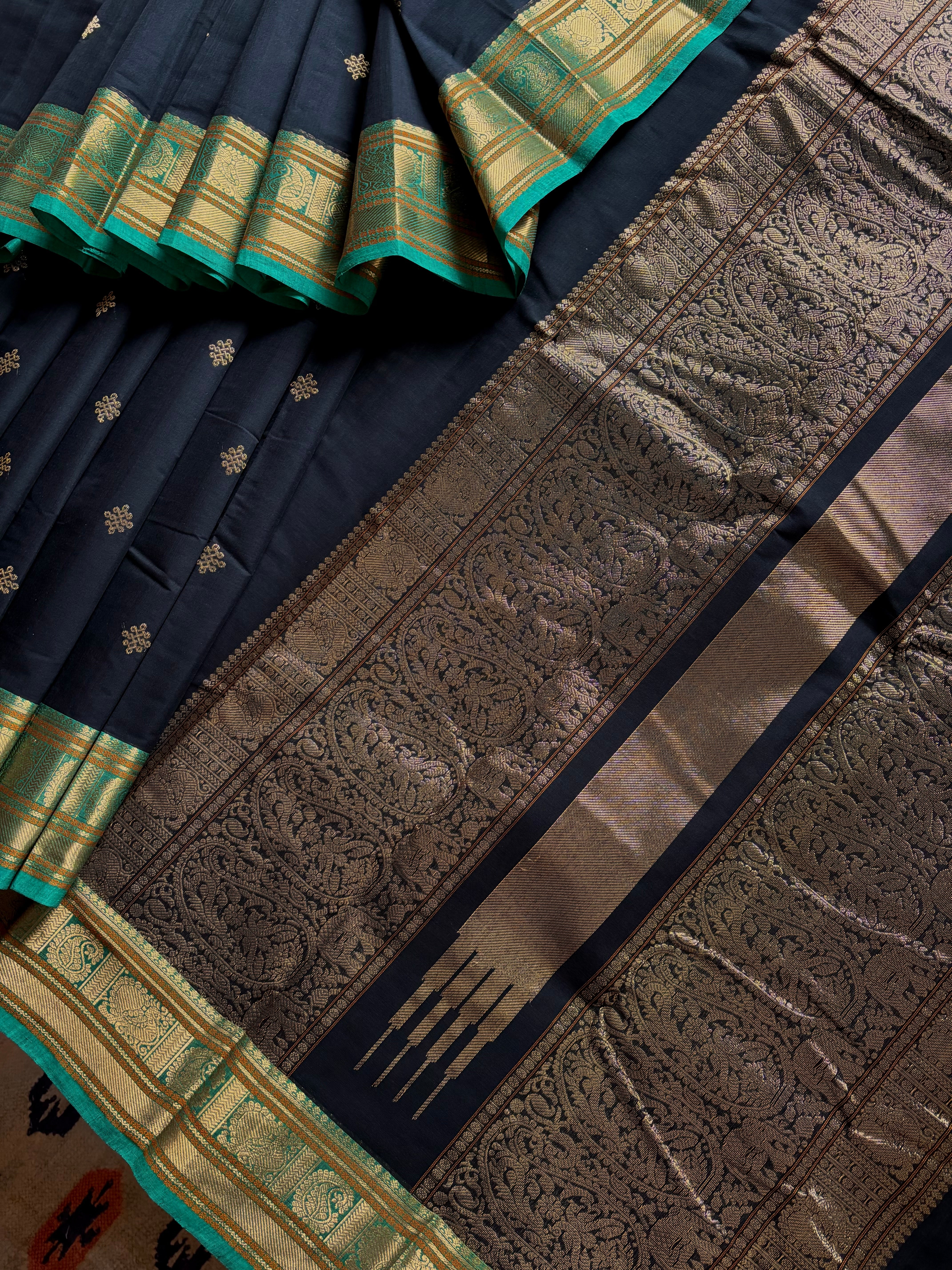 Handwoven Black Kanchipuram Cotton Saree