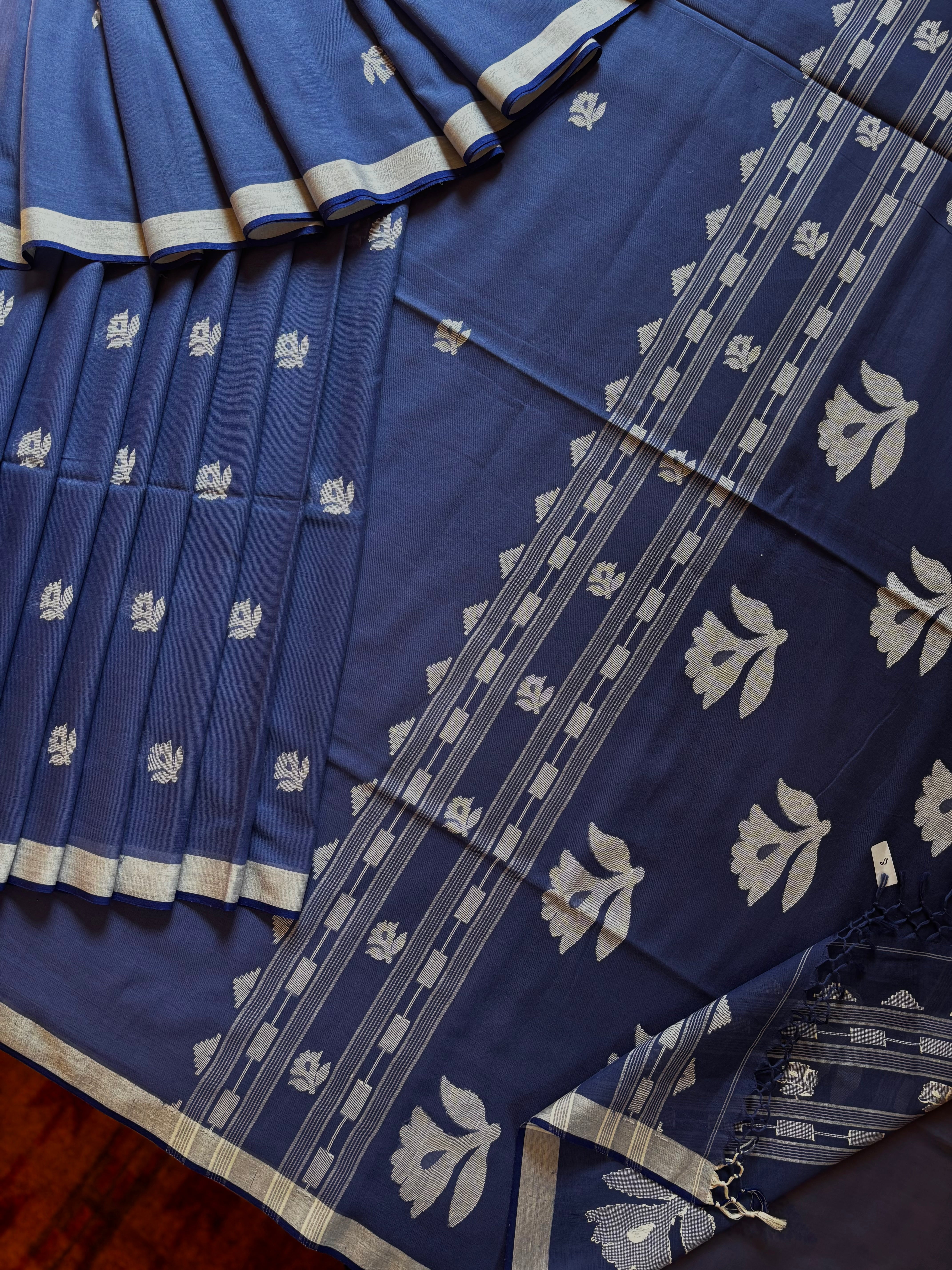 Handwoven Blue Colour Cotton Jamdani Saree