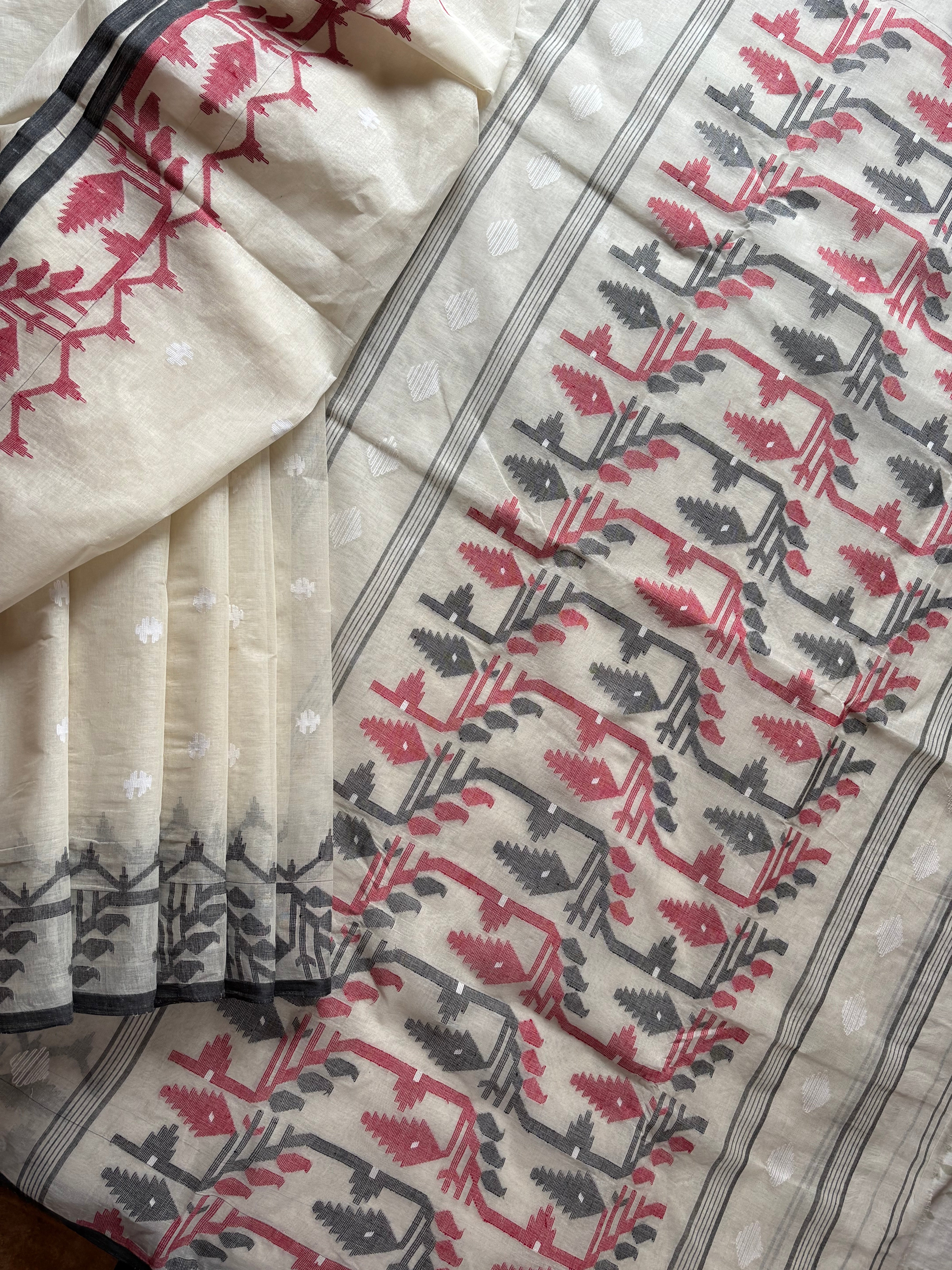 Handwoven Offwhite Cotton Jamdani Saree