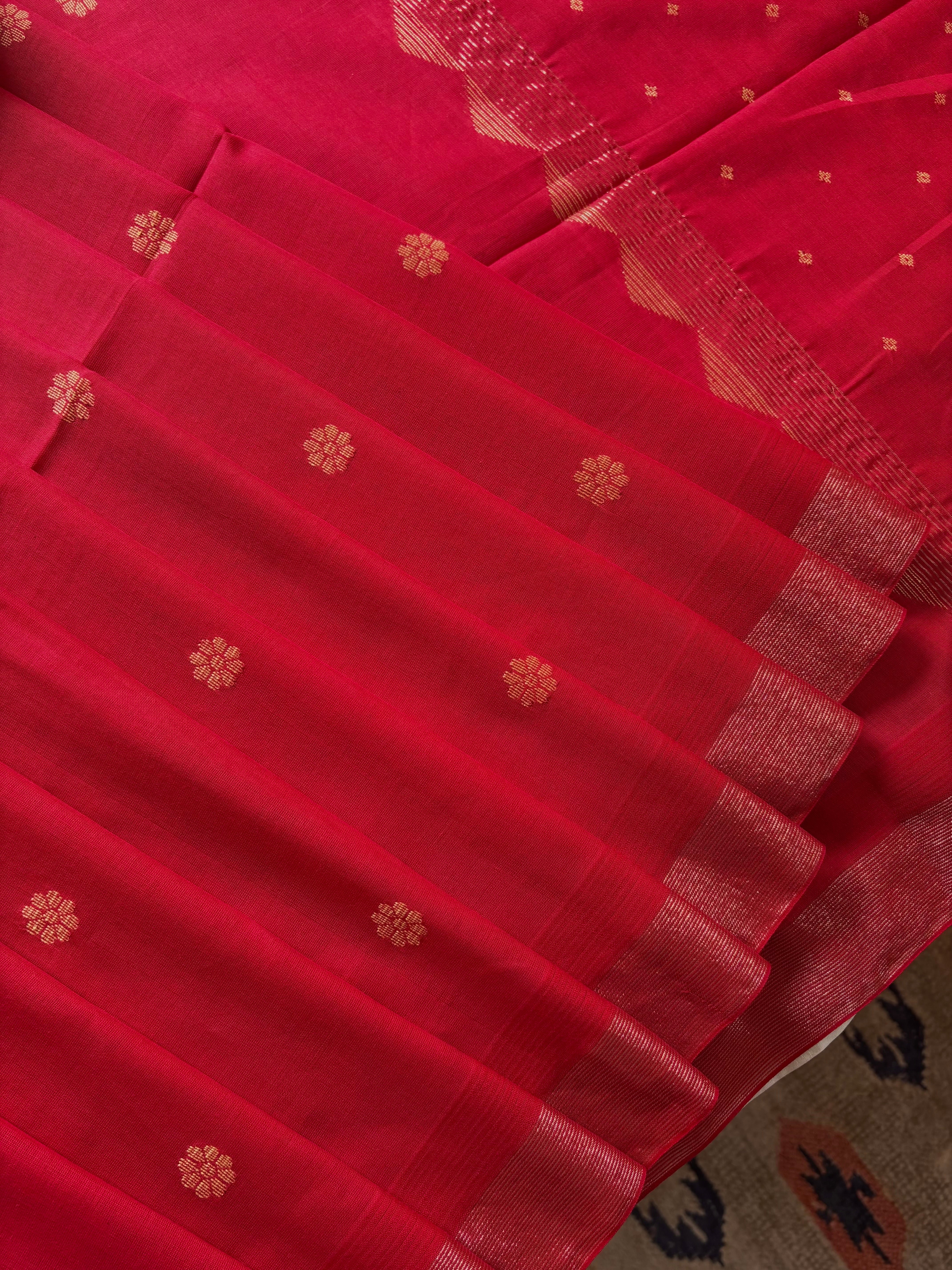 Handwoven Red Colour Cotton Jamdani Saree