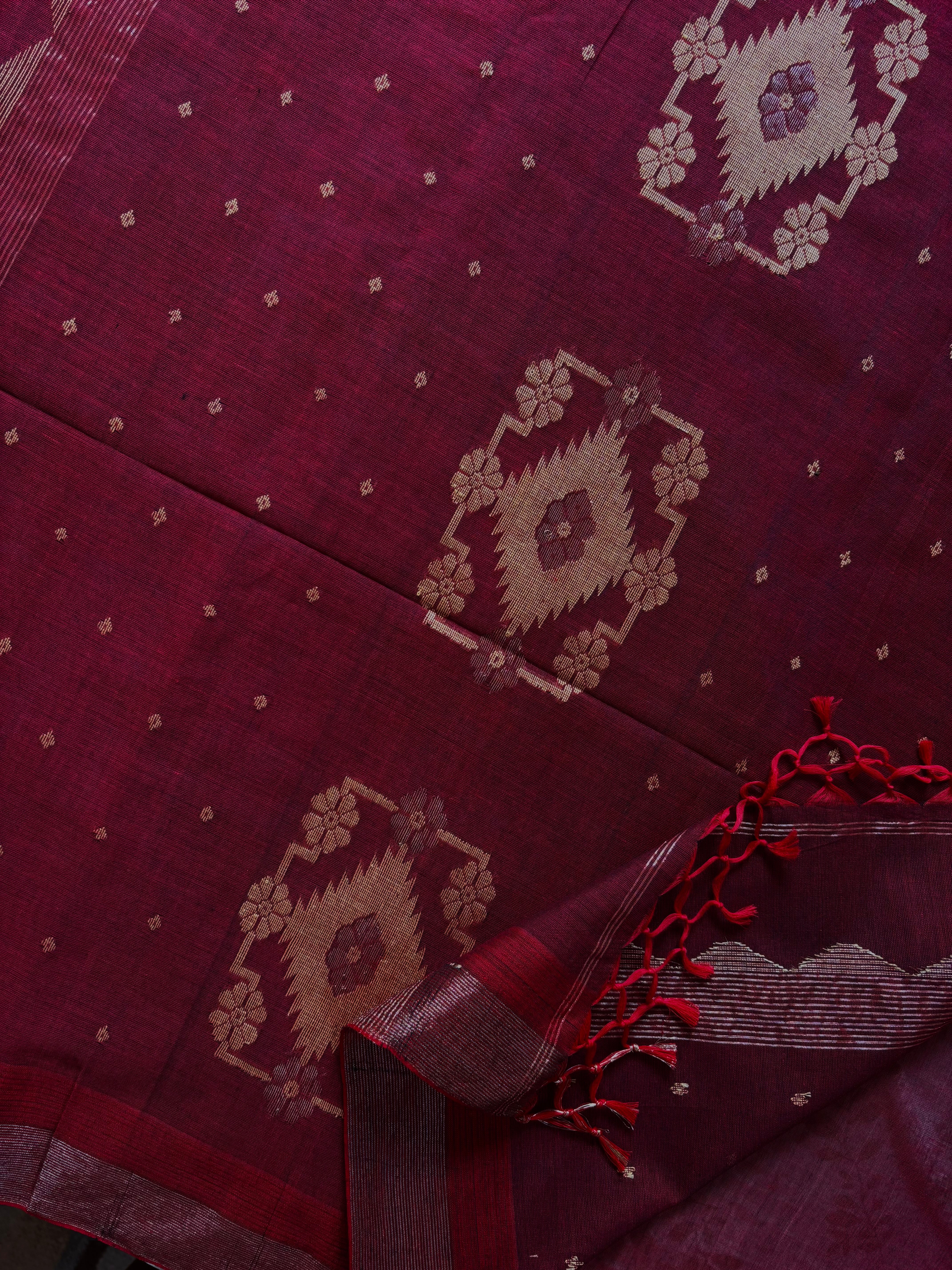 Handwoven Maroon Cotton Jamdani Saree