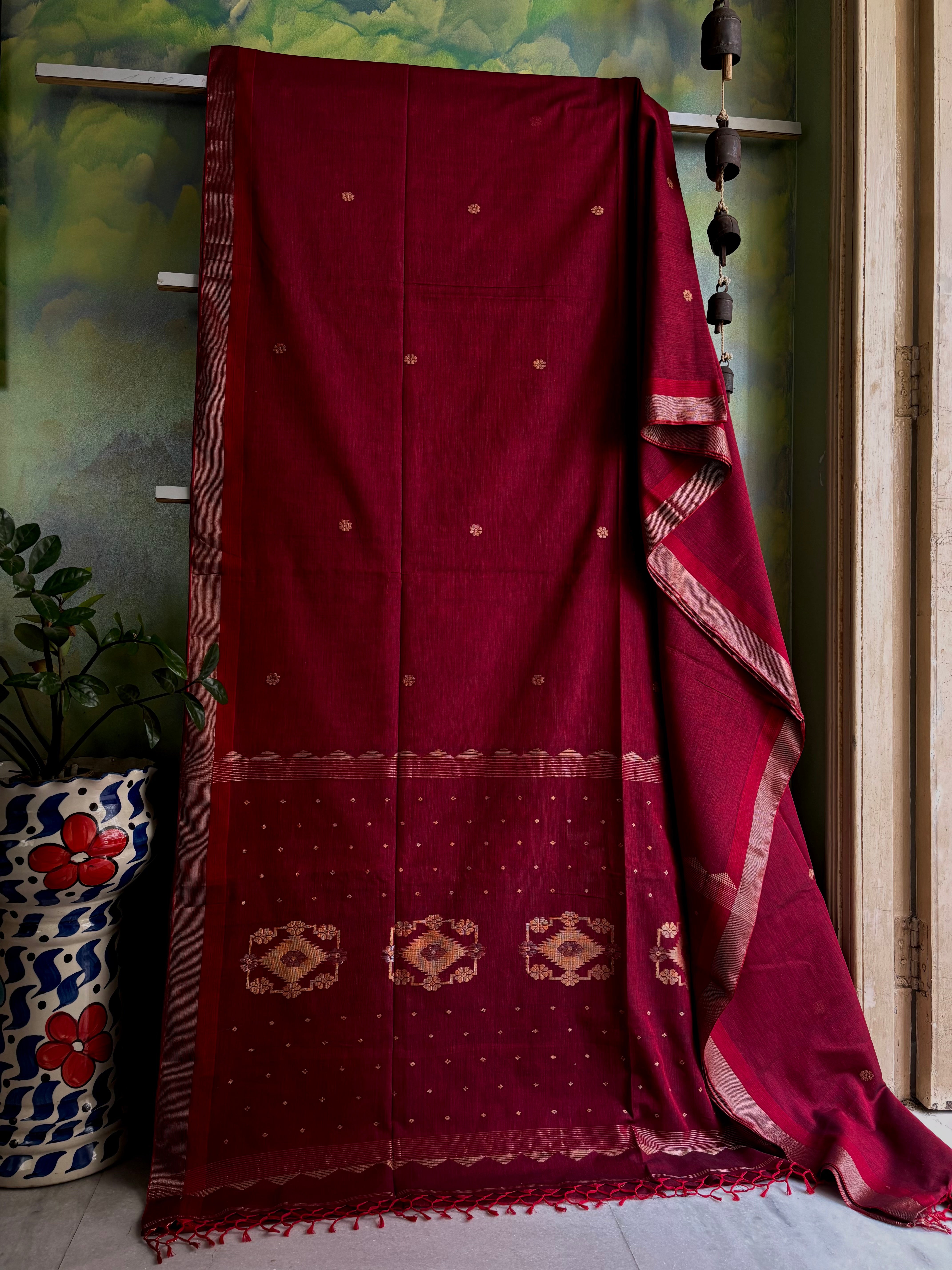Handwoven Maroon Cotton Jamdani Saree