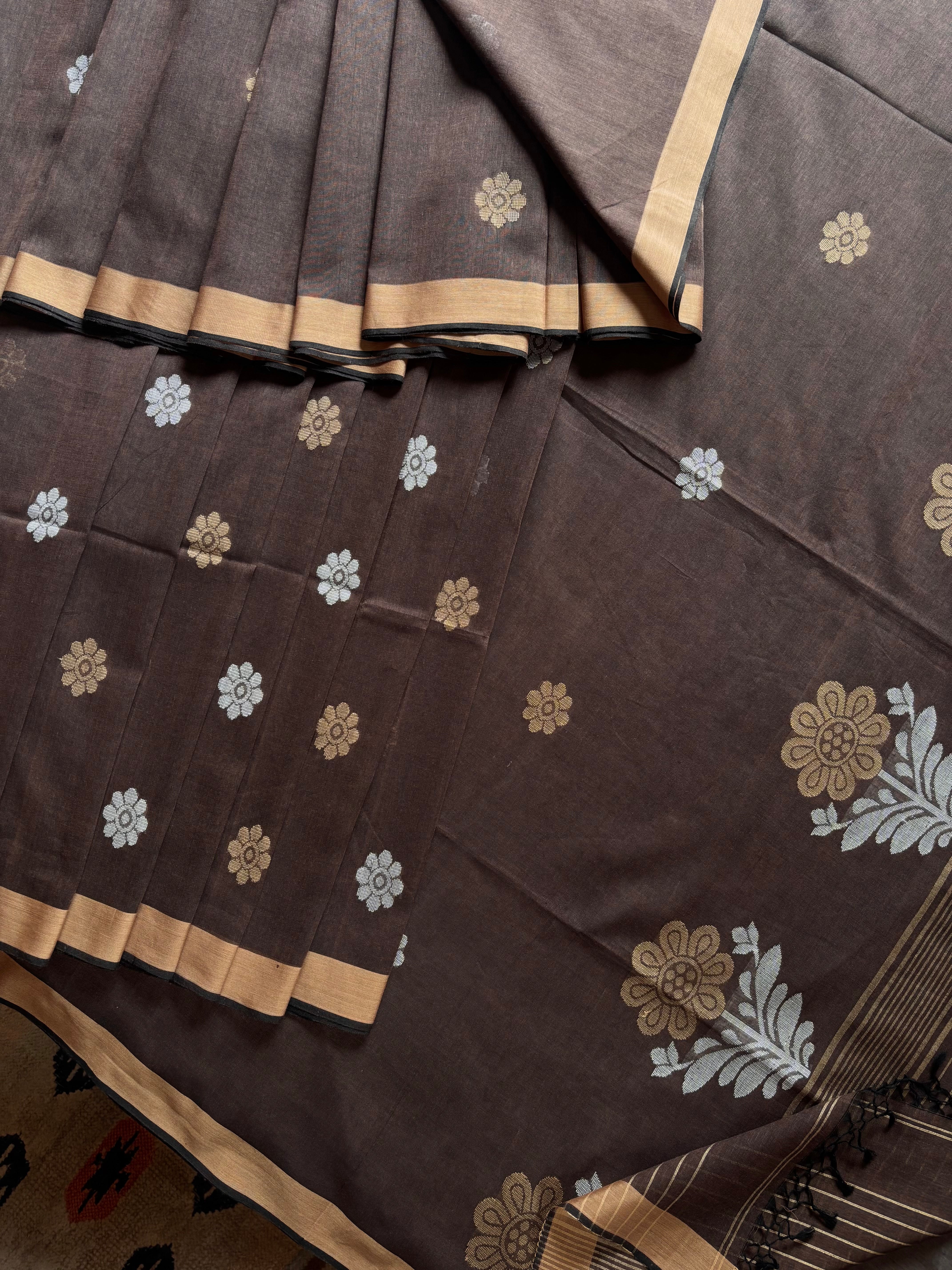 Handwoven Light Brown Cotton Jamdani Saree
