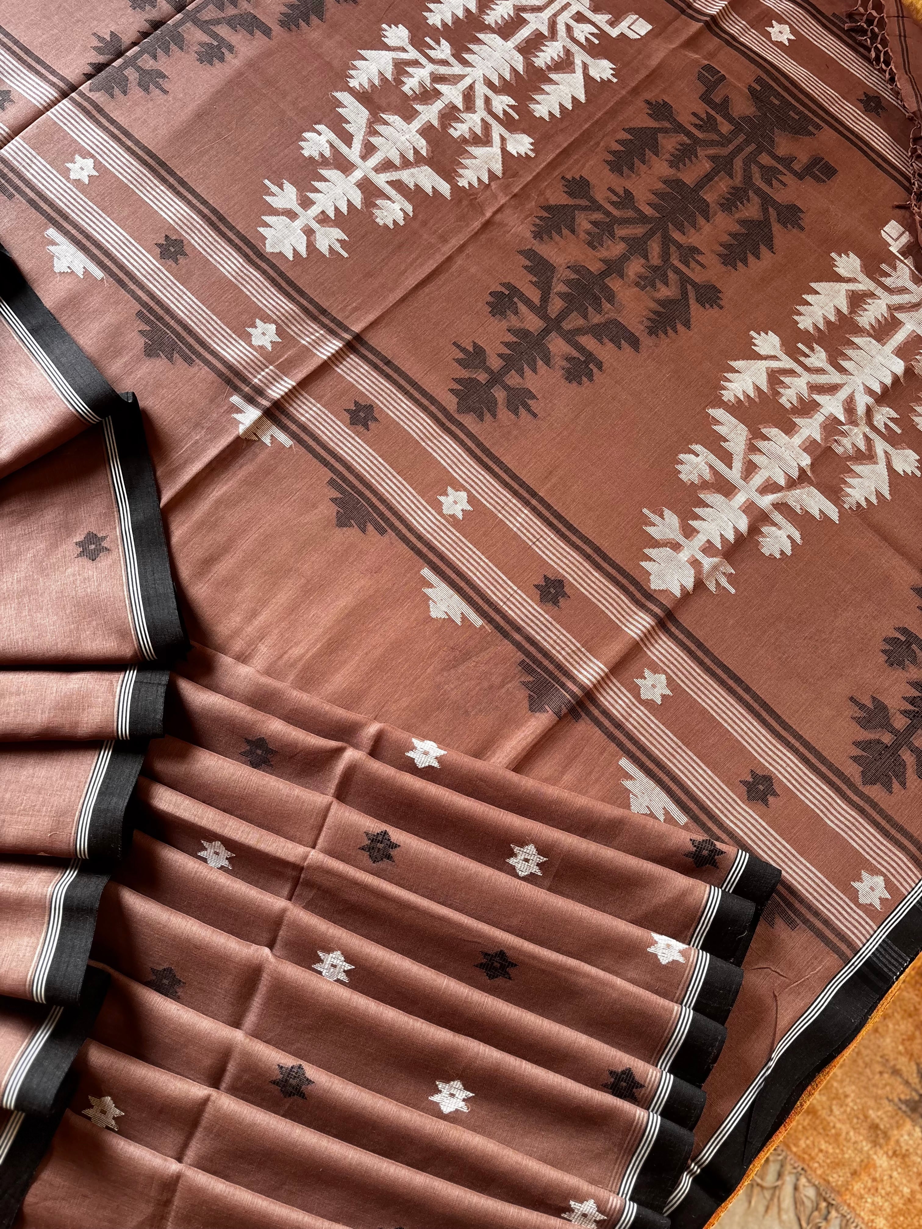 Handwoven Cinnamon Colour Cotton Jamdani Saree