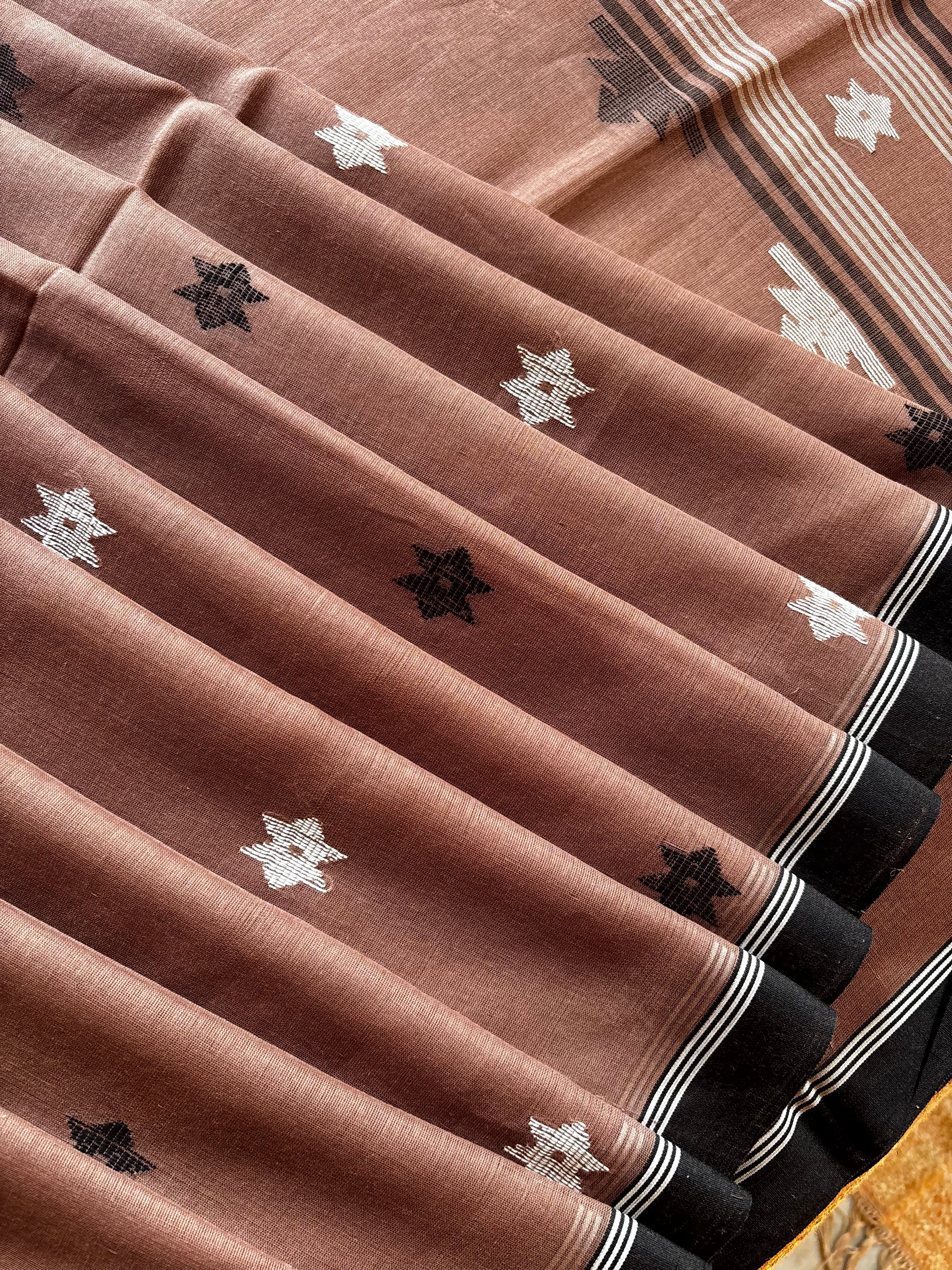 Handwoven Cinnamon Colour Cotton Jamdani Saree