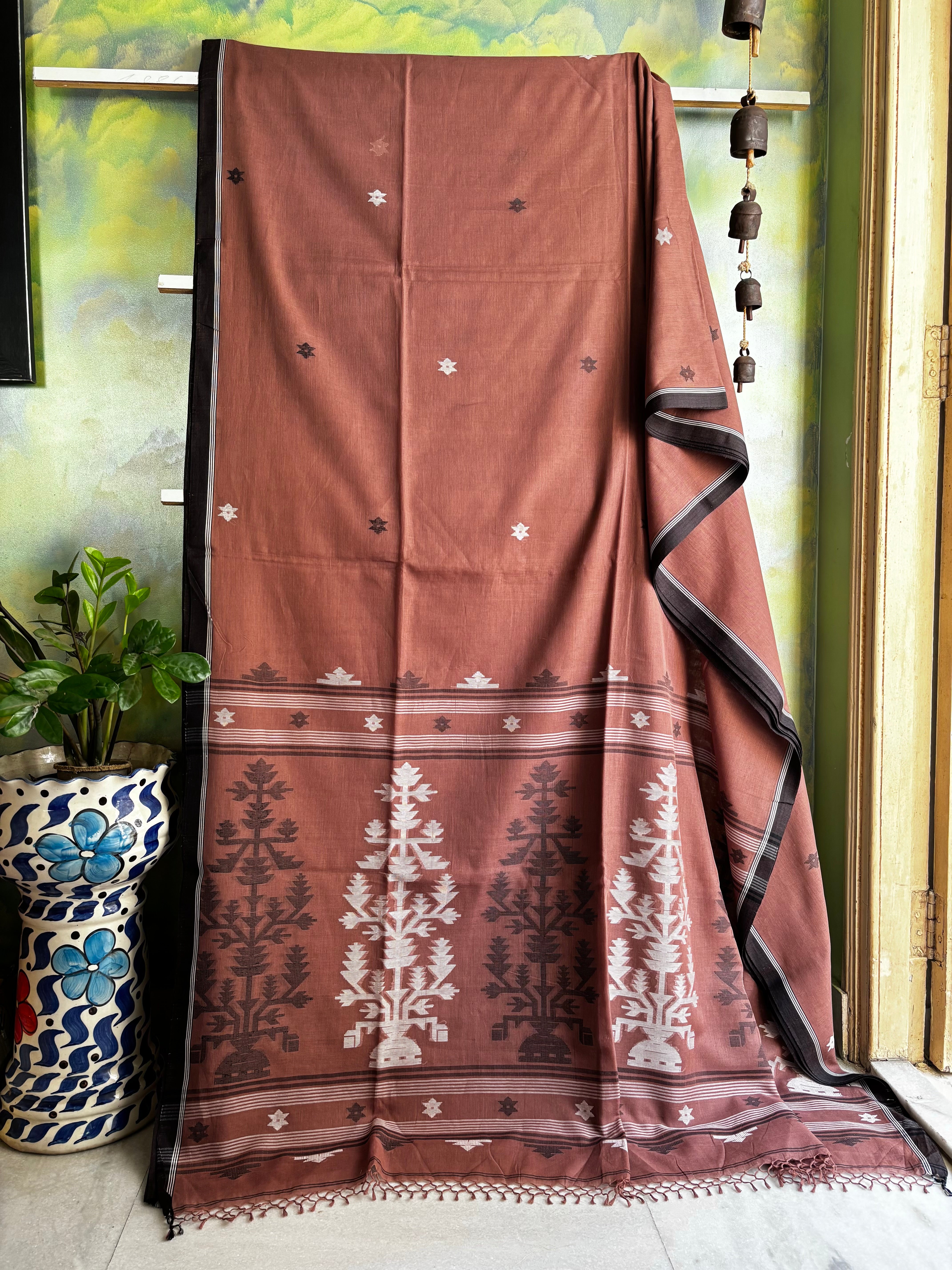 Handwoven Cinnamon Colour Cotton Jamdani Saree