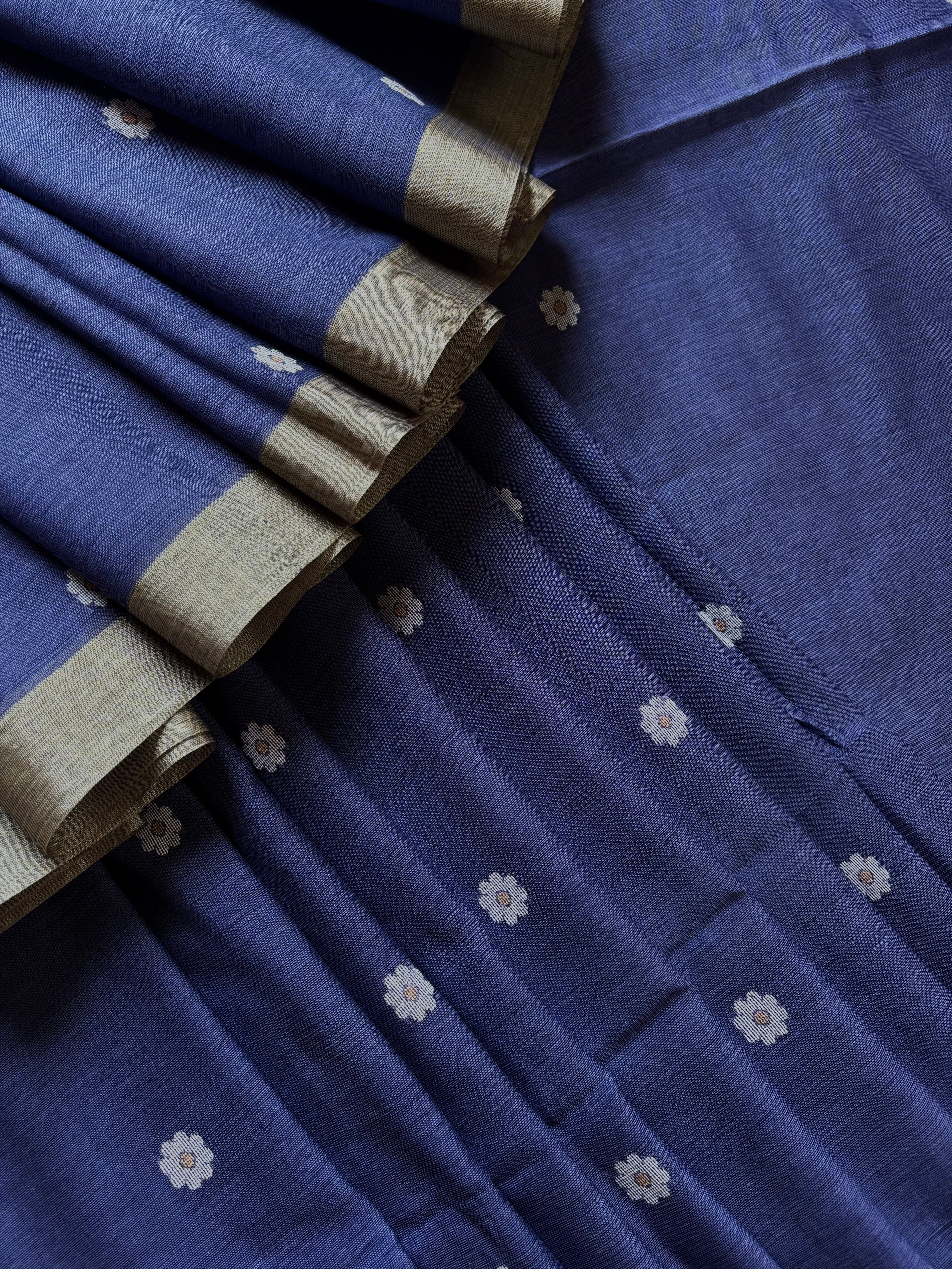 Handwoven Blue Lavender Dual Toned Cotton Jamdani Saree