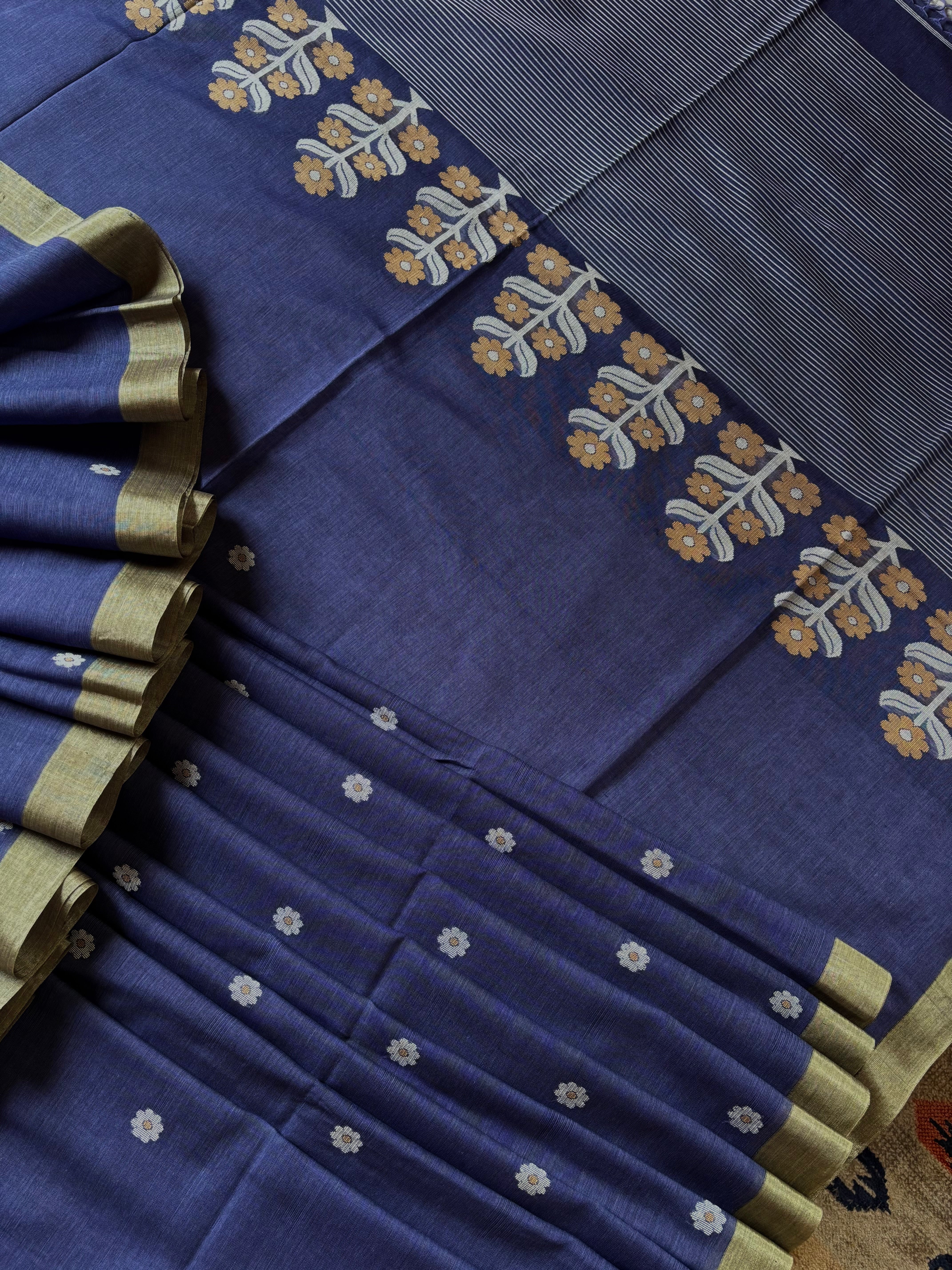 Handwoven Blue Lavender Dual Toned Cotton Jamdani Saree