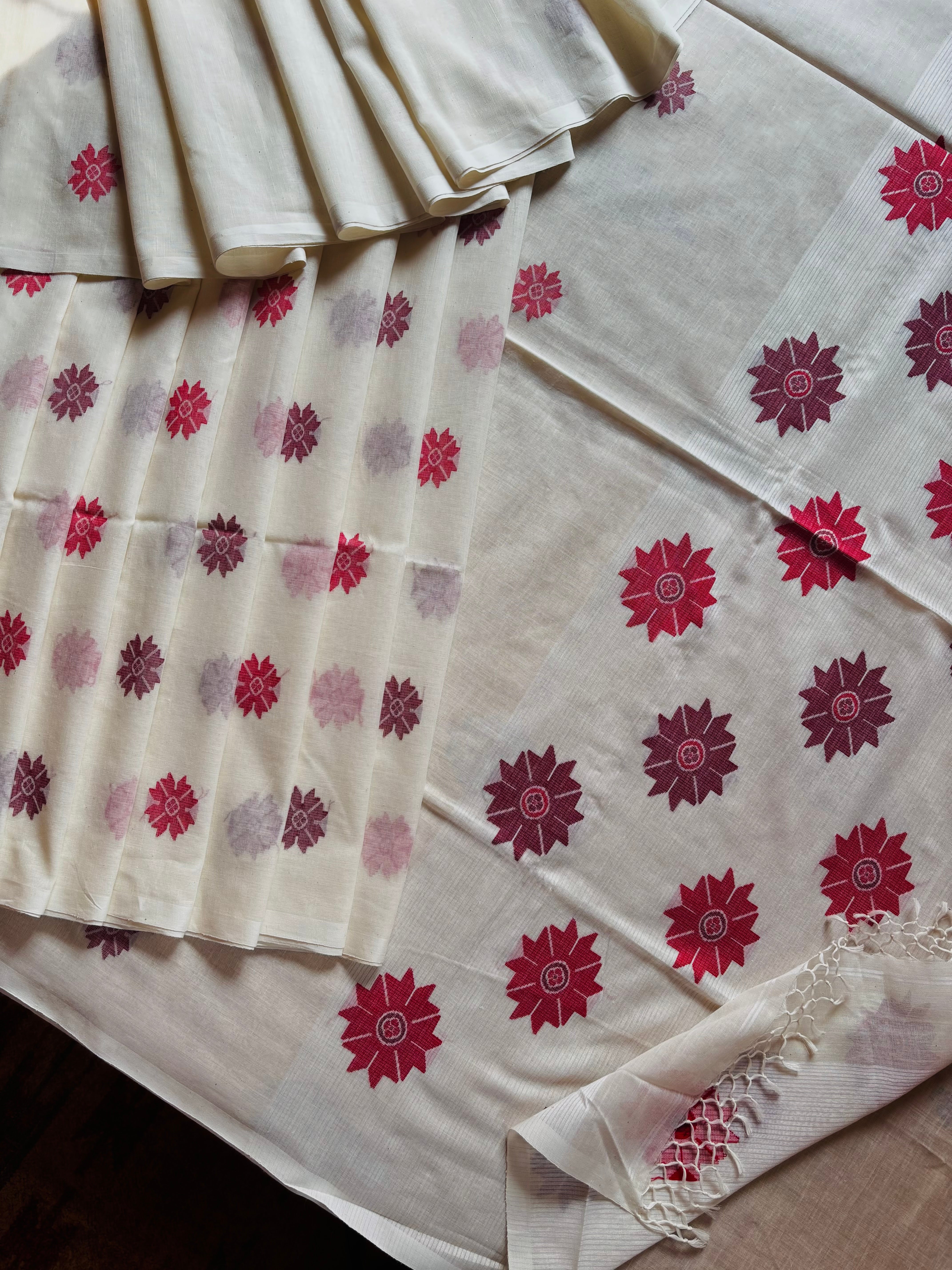 Handwoven Ivory Colour Cotton Jamdani Saree
