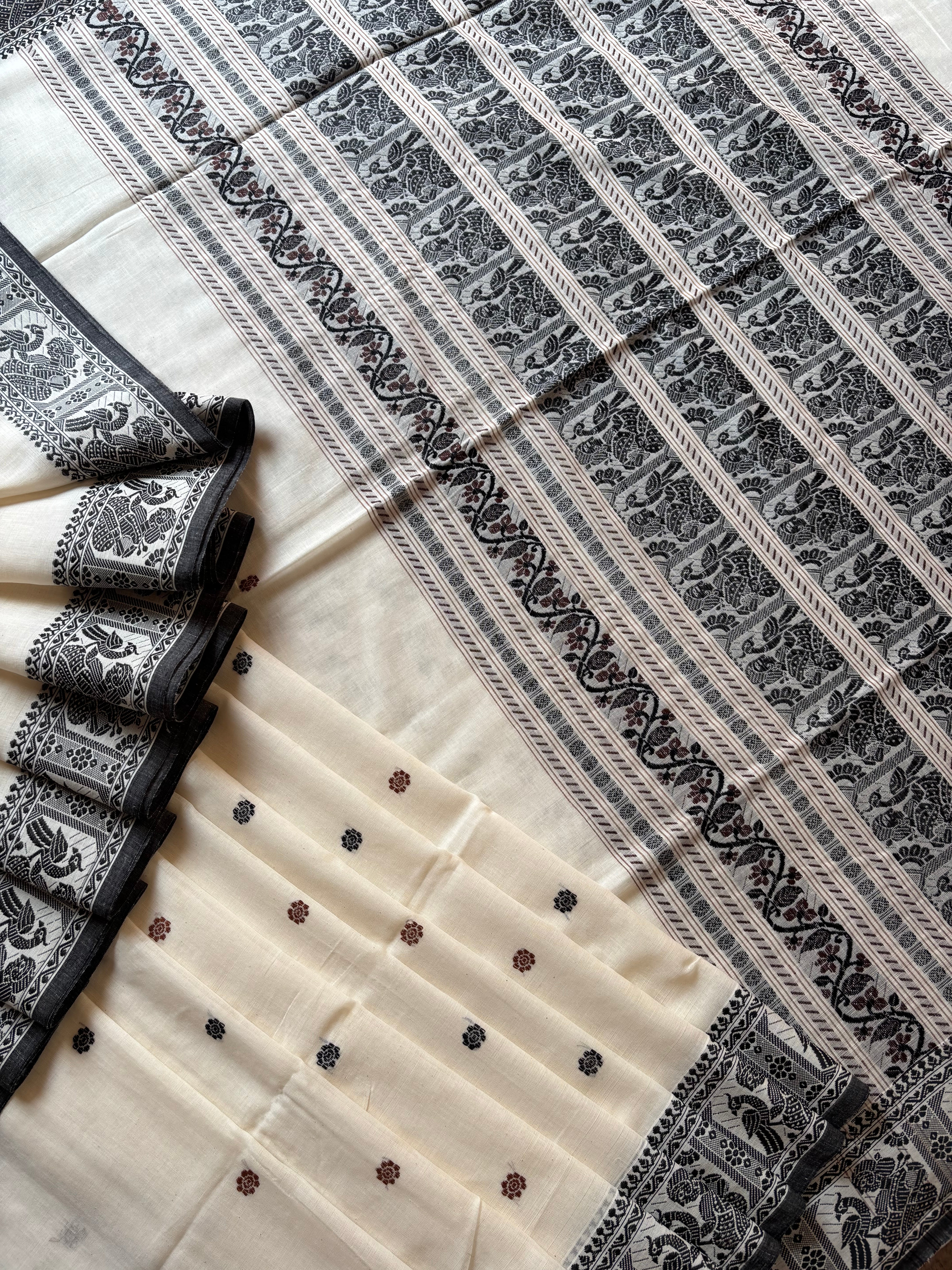 Handwoven Offwhite Brown Black Cotton Baluchari Saree