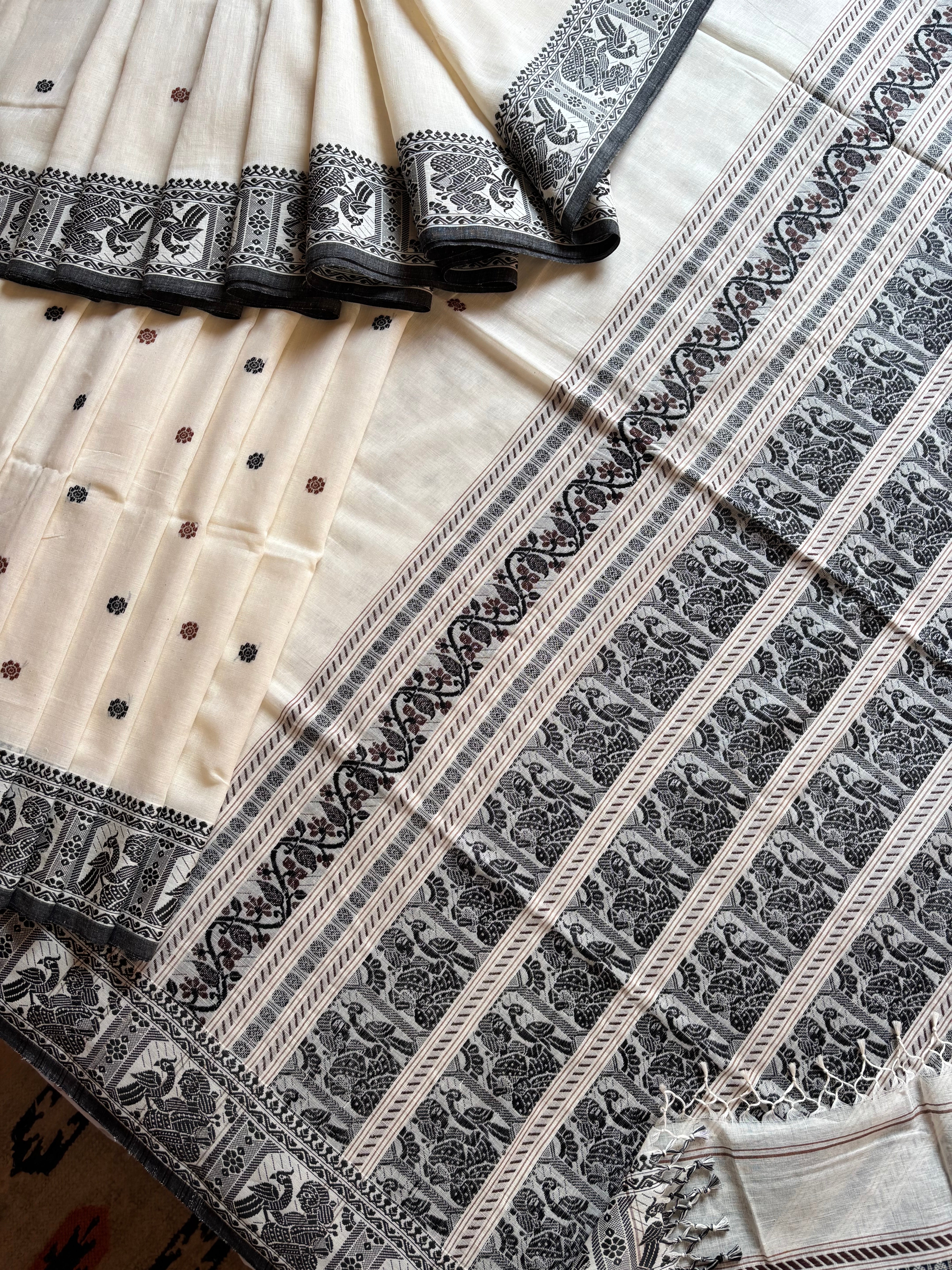 Handwoven Offwhite Brown Black Cotton Baluchari Saree