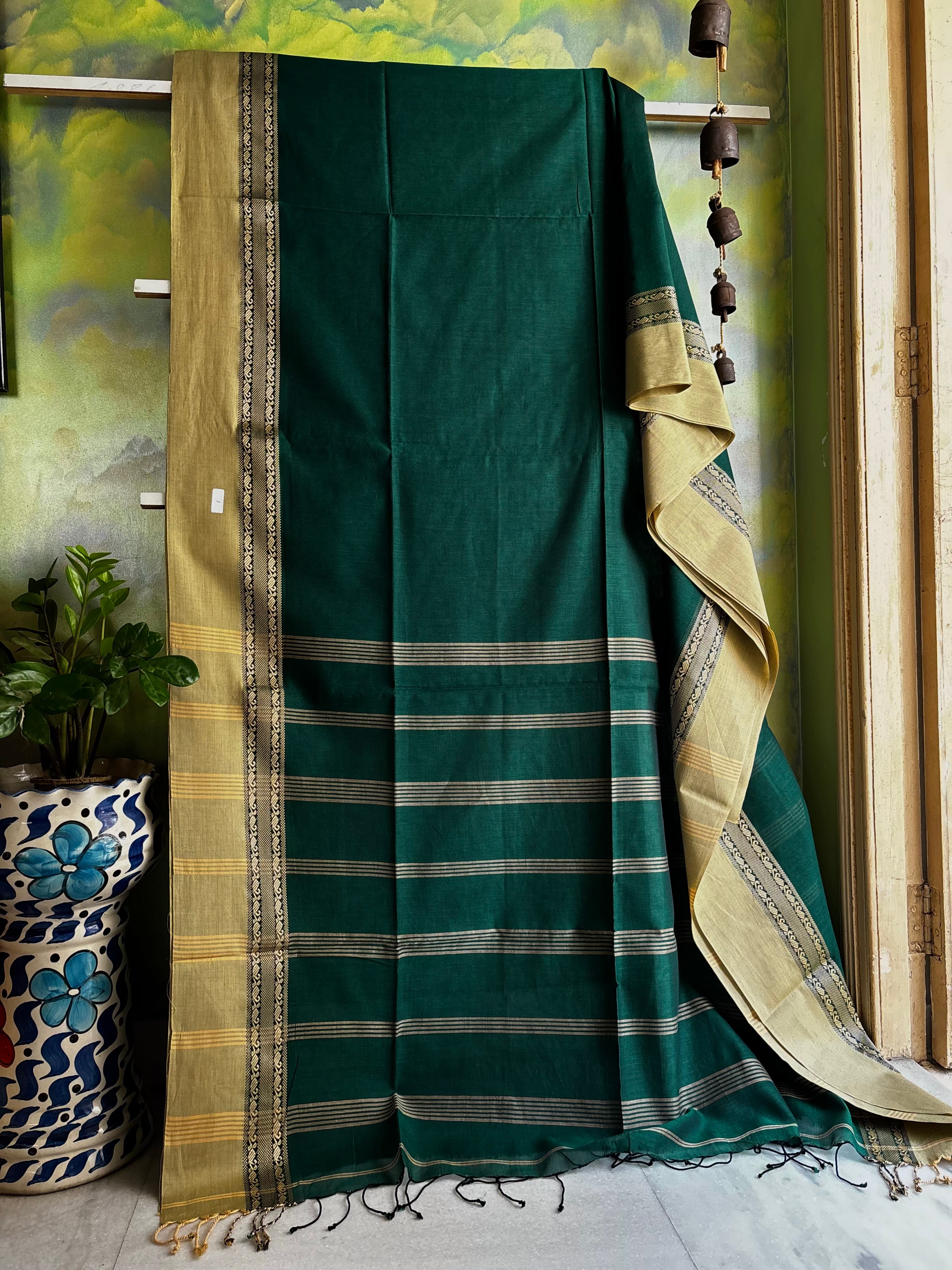 Handwoven Dark Green Colour Phulia Cotton Saree