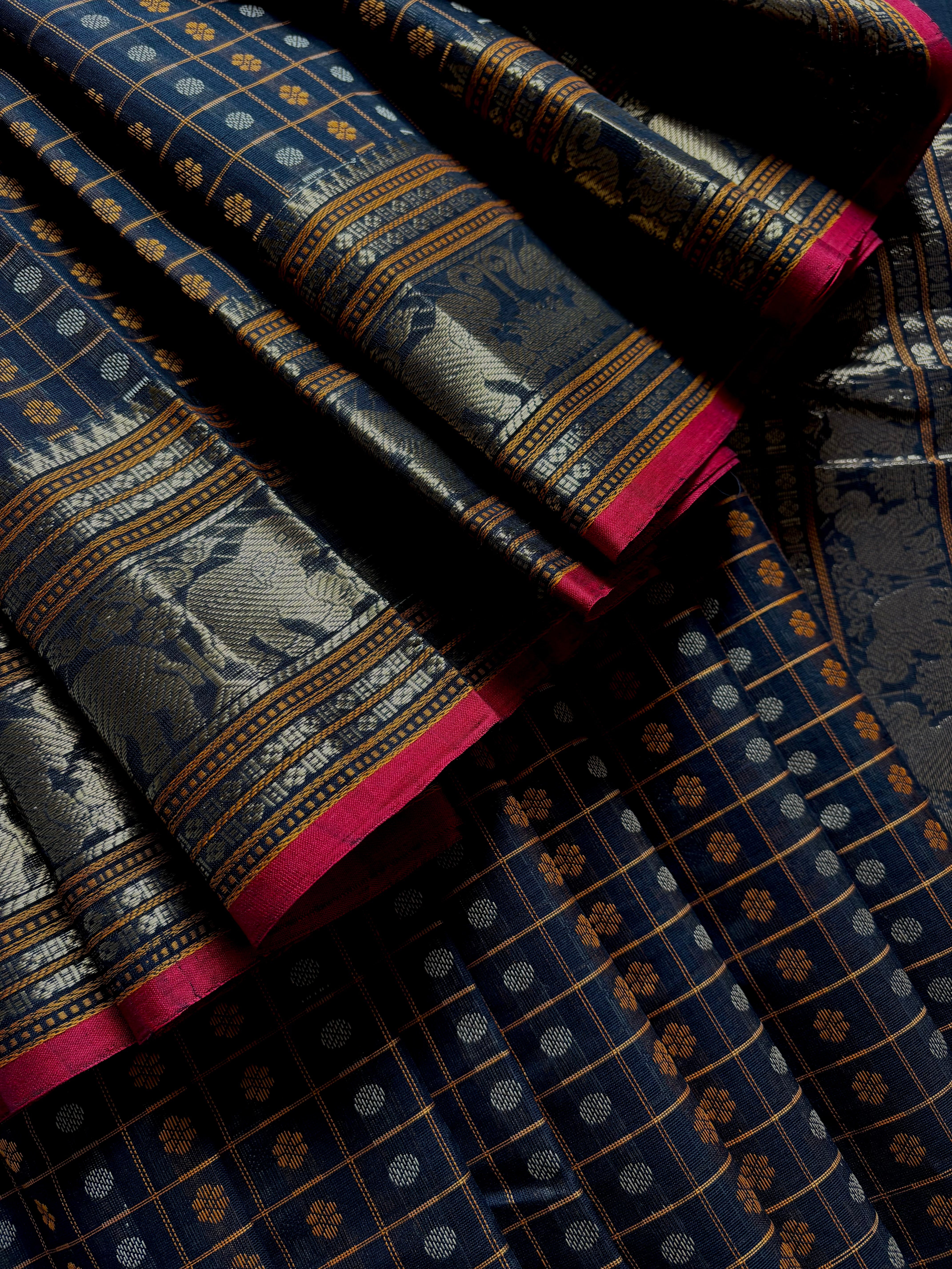 Handwoven Black Colour Kanchipuram Cotton Aayirum Butta Saree