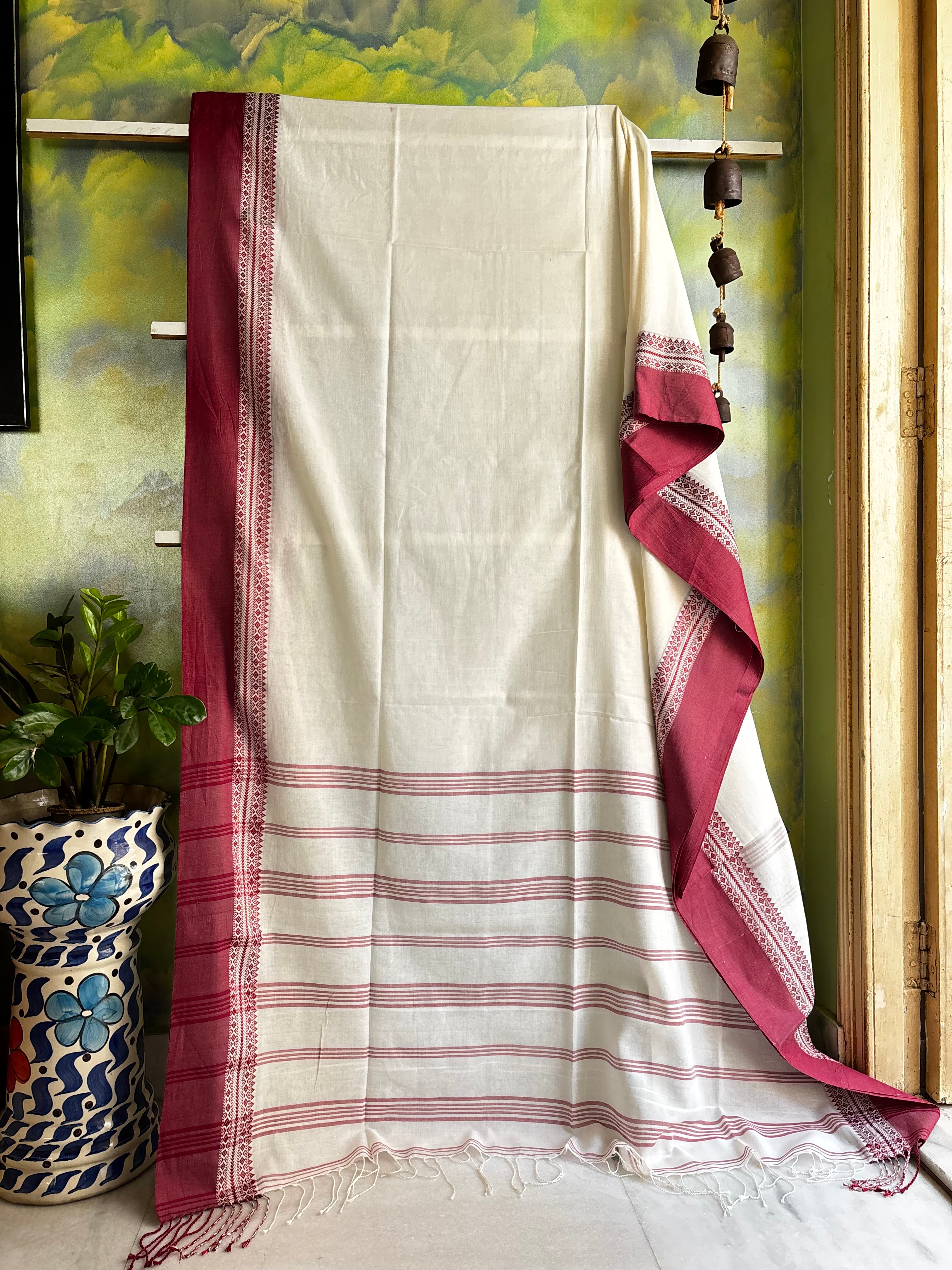 Handwoven White Maroon Phulia Cotton Saree