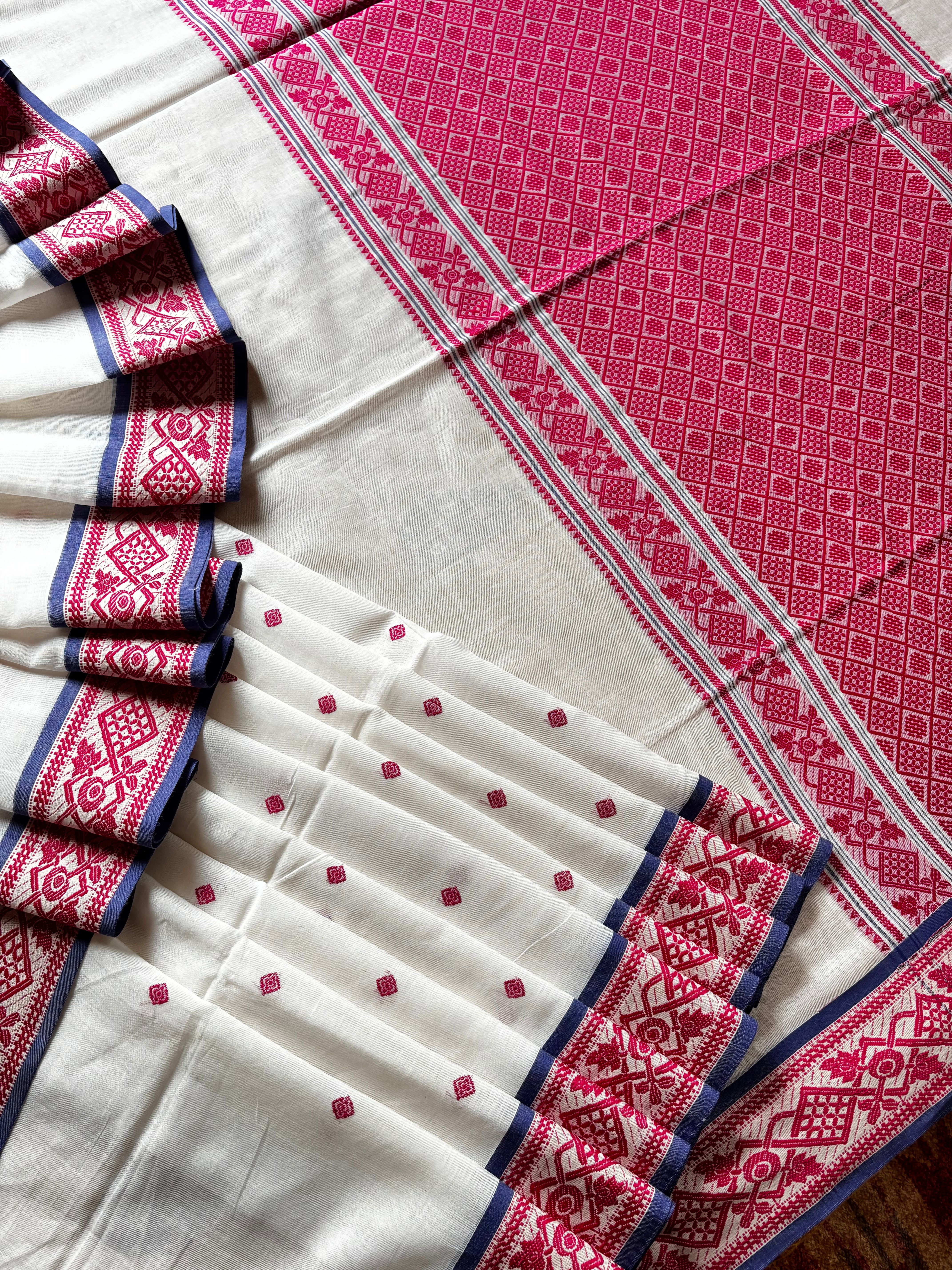 Handwoven White Pink Phulia Cotton Saree