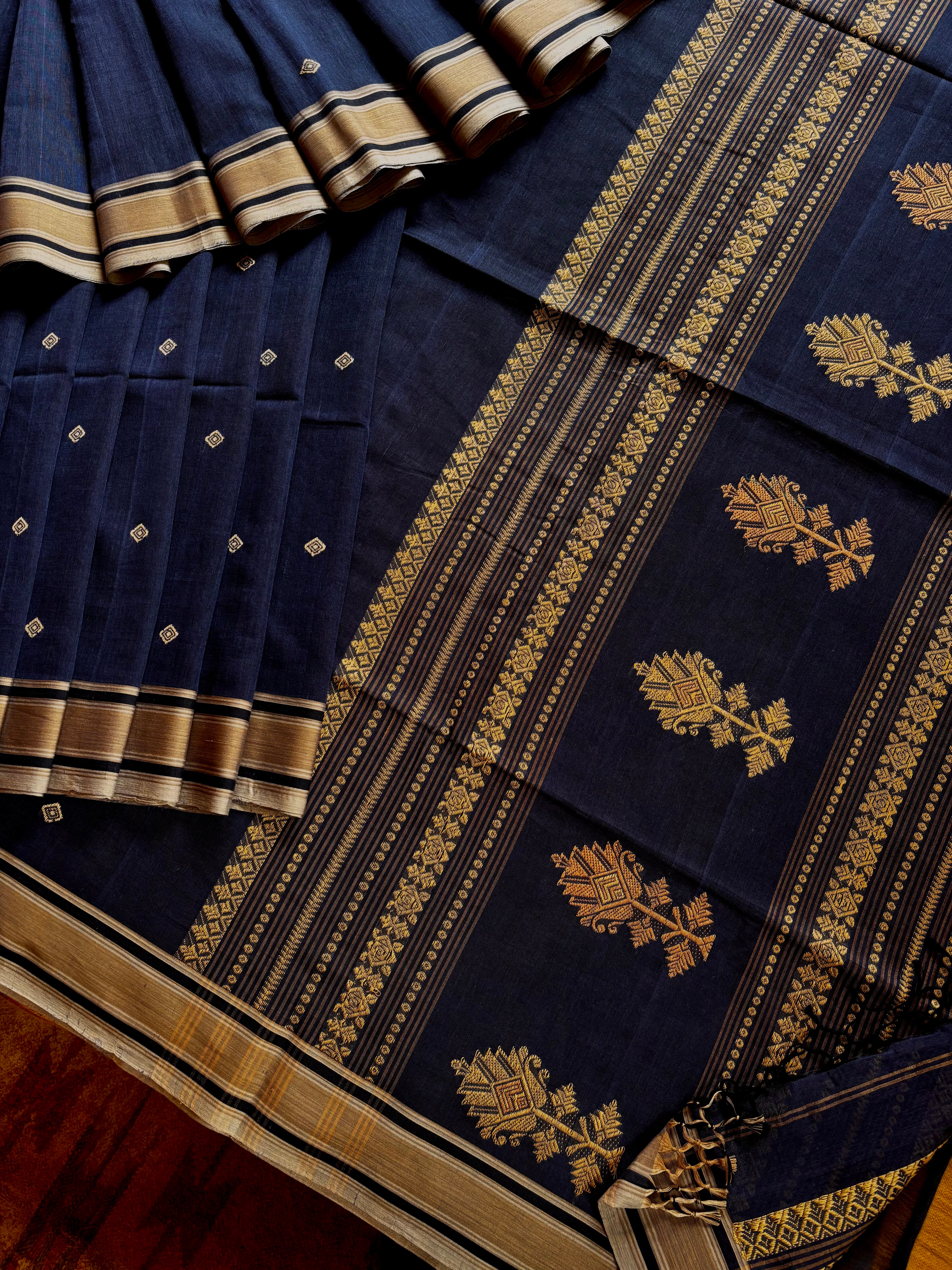 Handwoven Blue Colour Phulia Cotton Saree