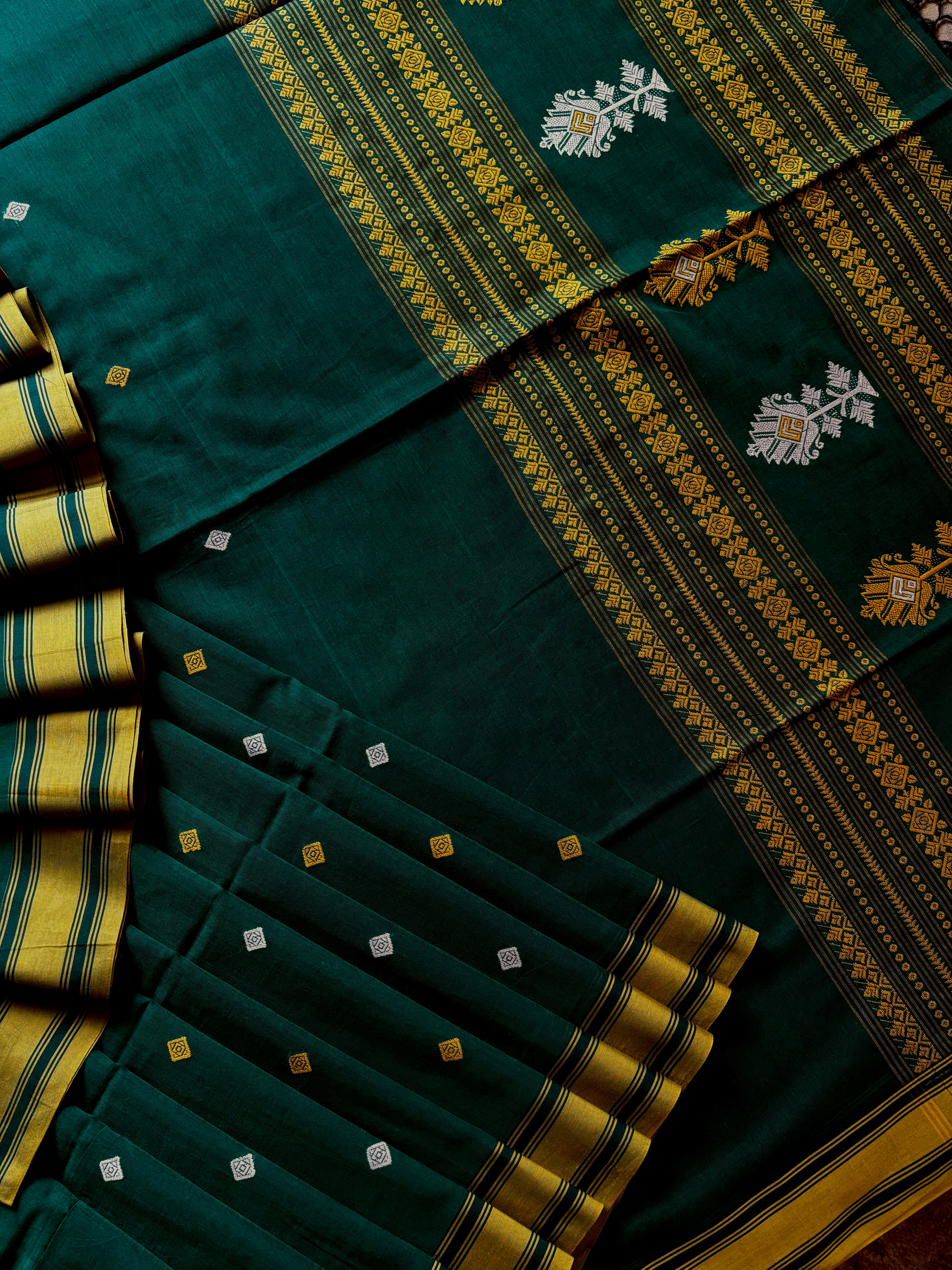 Handwoven Green Colour Phulia Cotton Saree