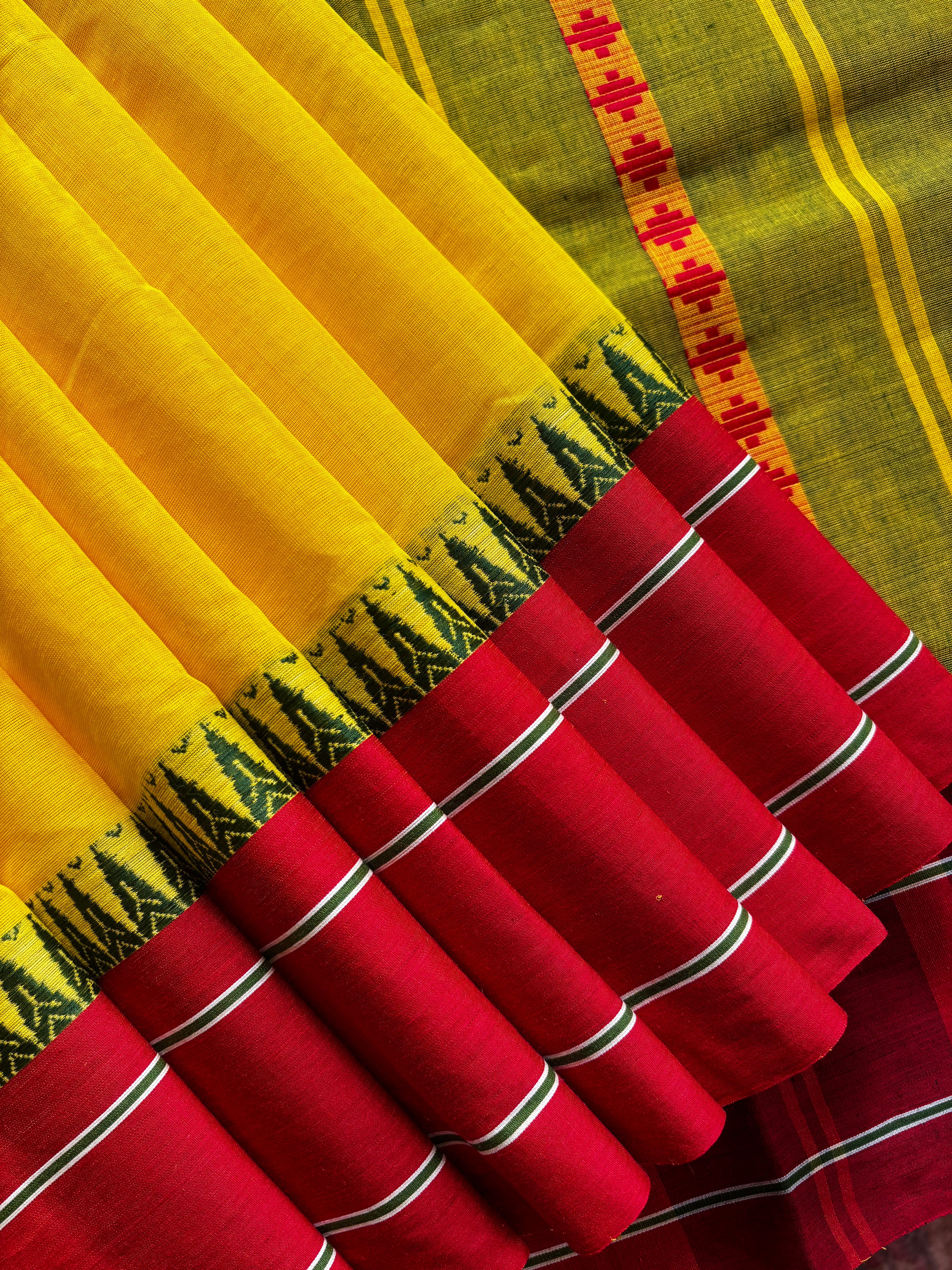 Handwoven Lemon Yellow Colour Begampuri Cotton Saree