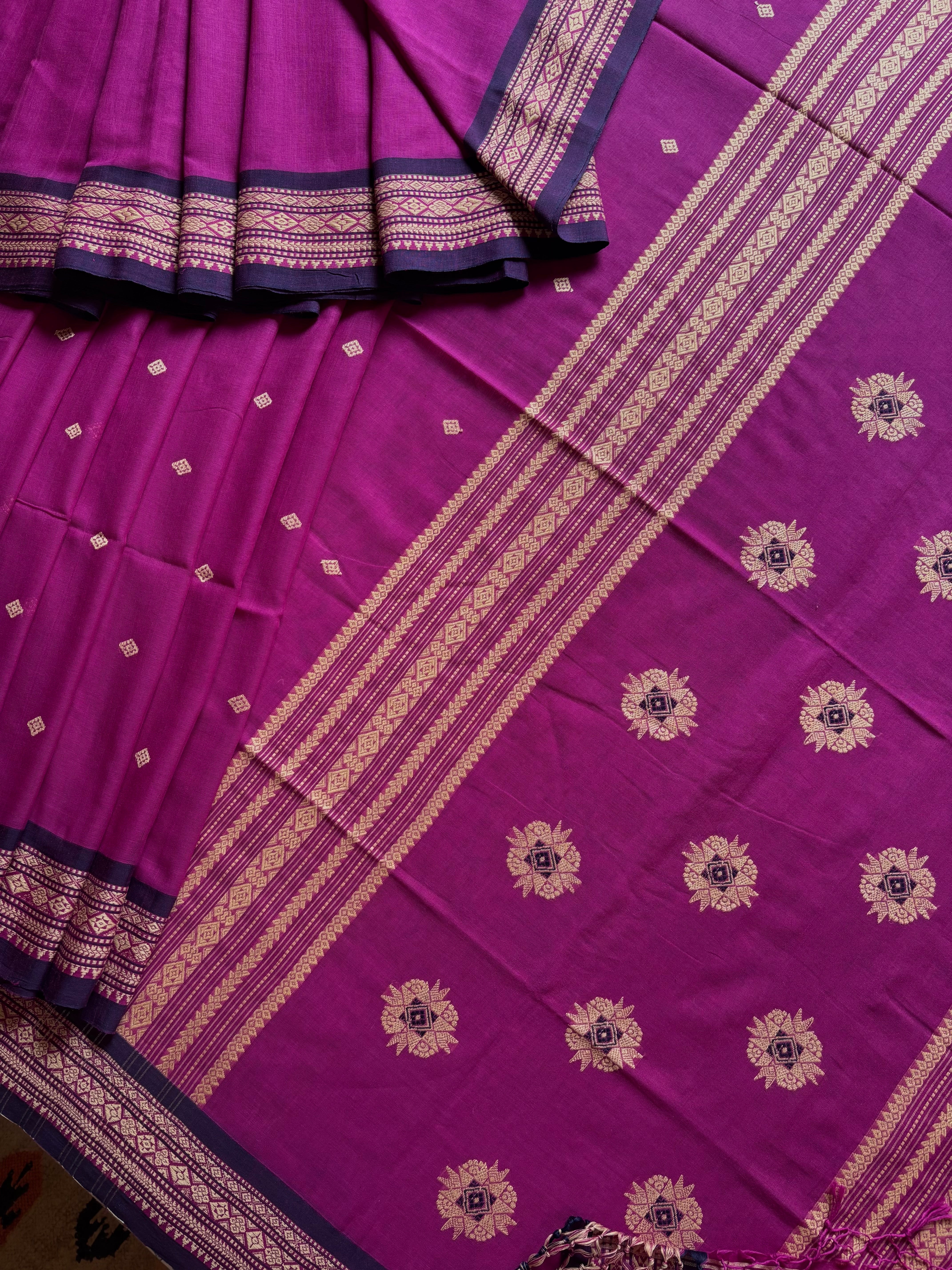Handwoven Magenta Navy Phulia Cotton Saree