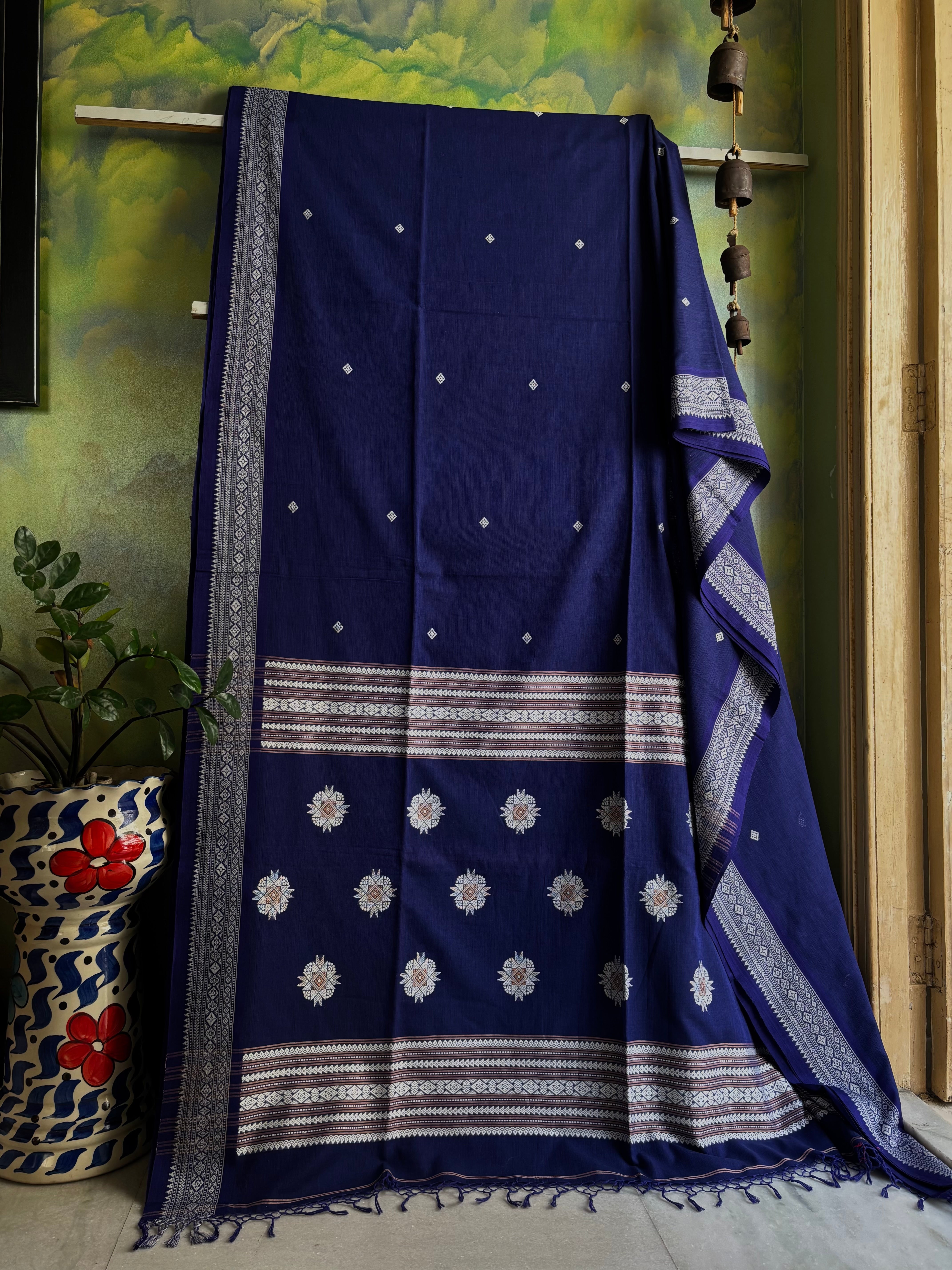 Handwoven Blue White Phulia Cotton Saree