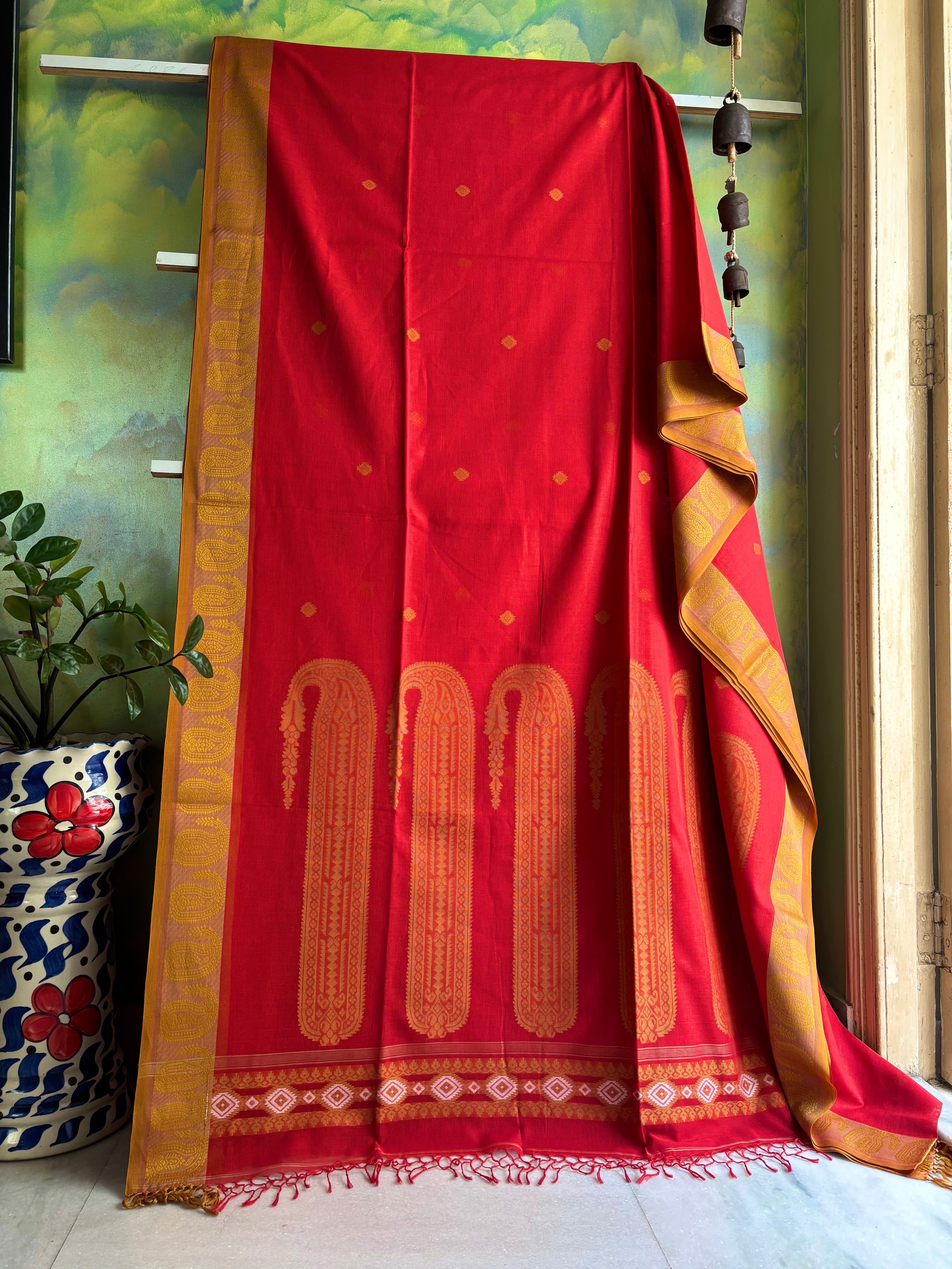 Handwoven Matte Orange Colour Phulia Cotton Saree