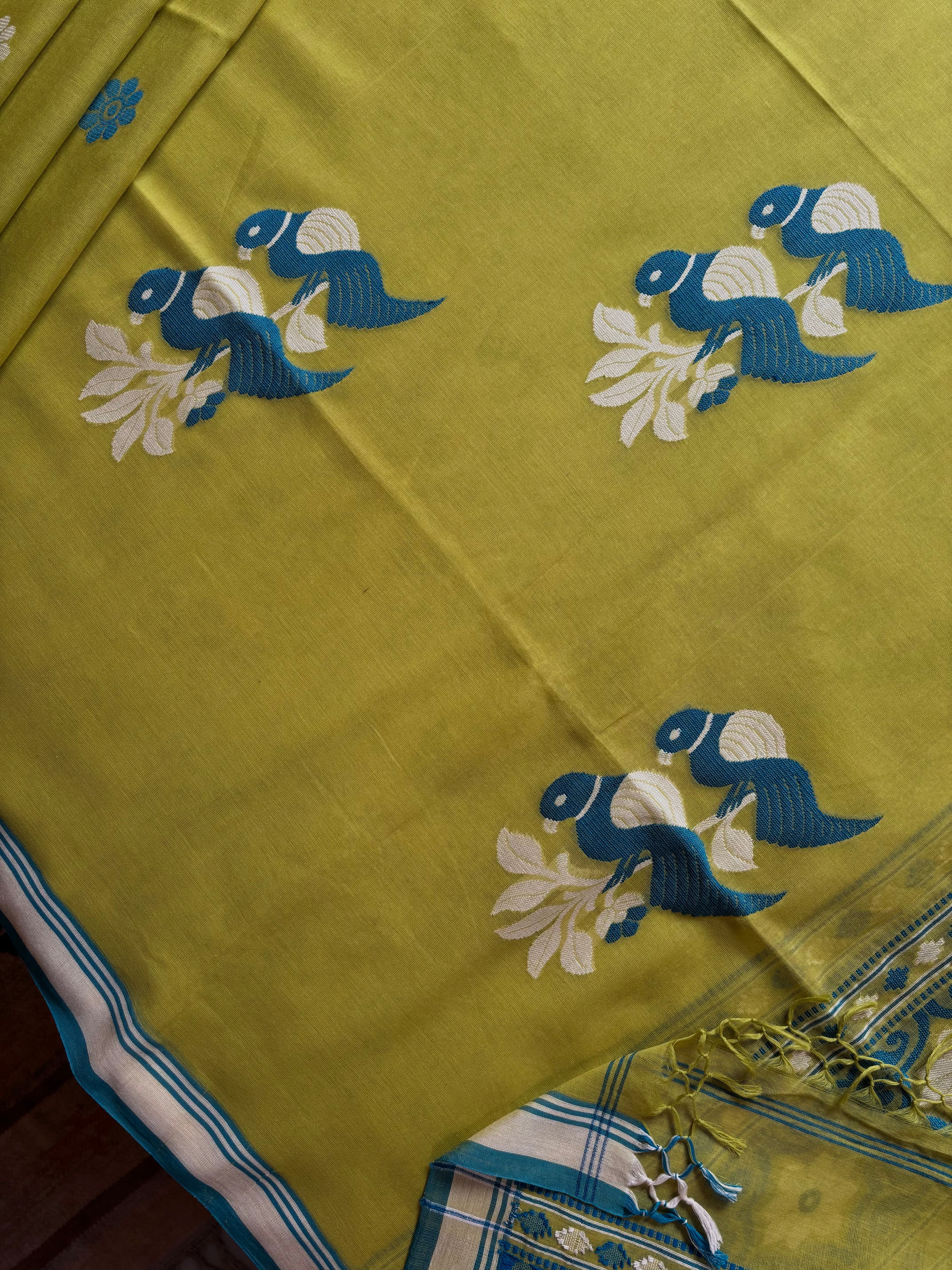 Handwoven Lime Green Colour Cotton Jamdani Saree
