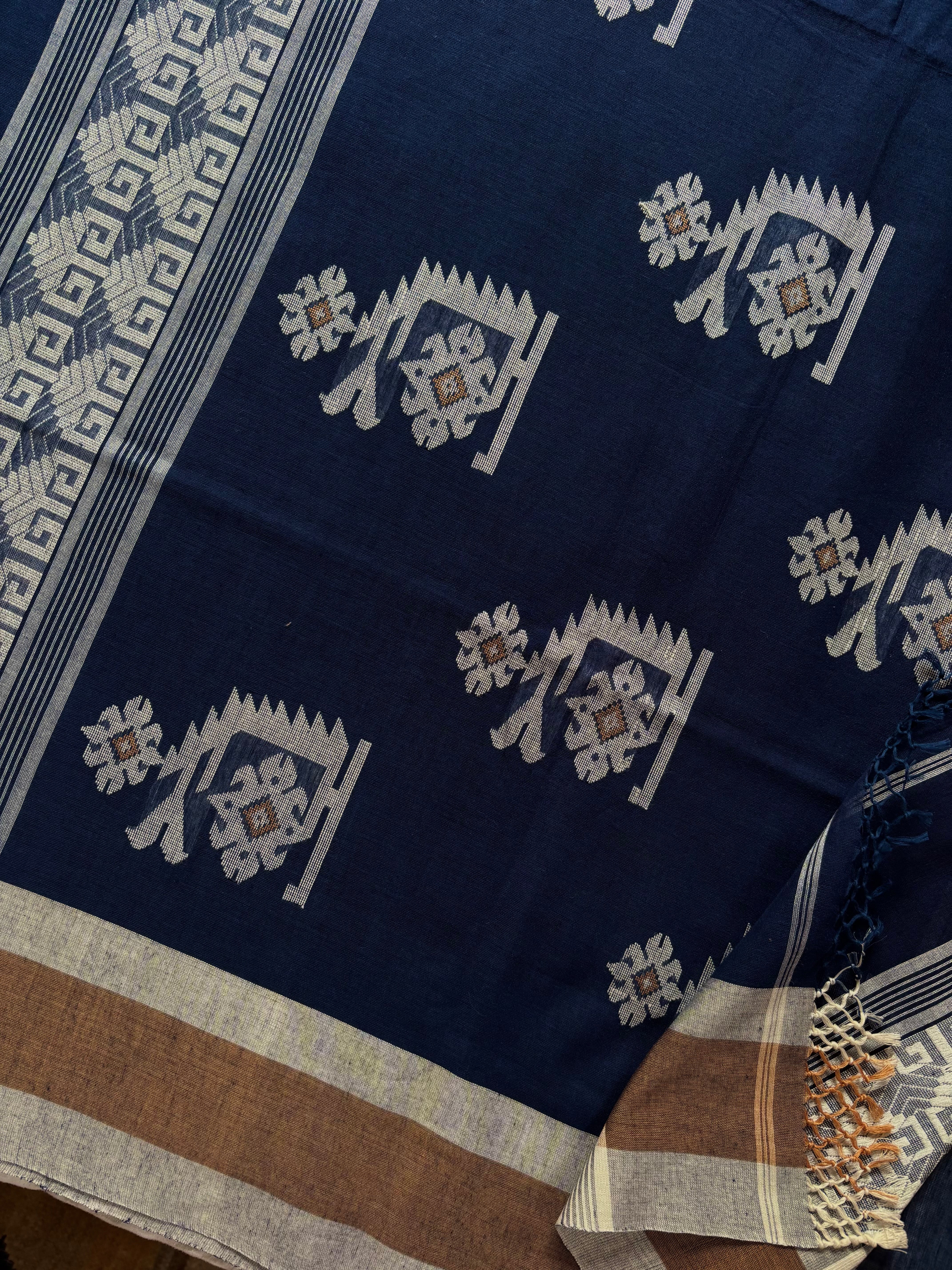 Handwoven Navy Blue Colour Cotton Jamdani Saree