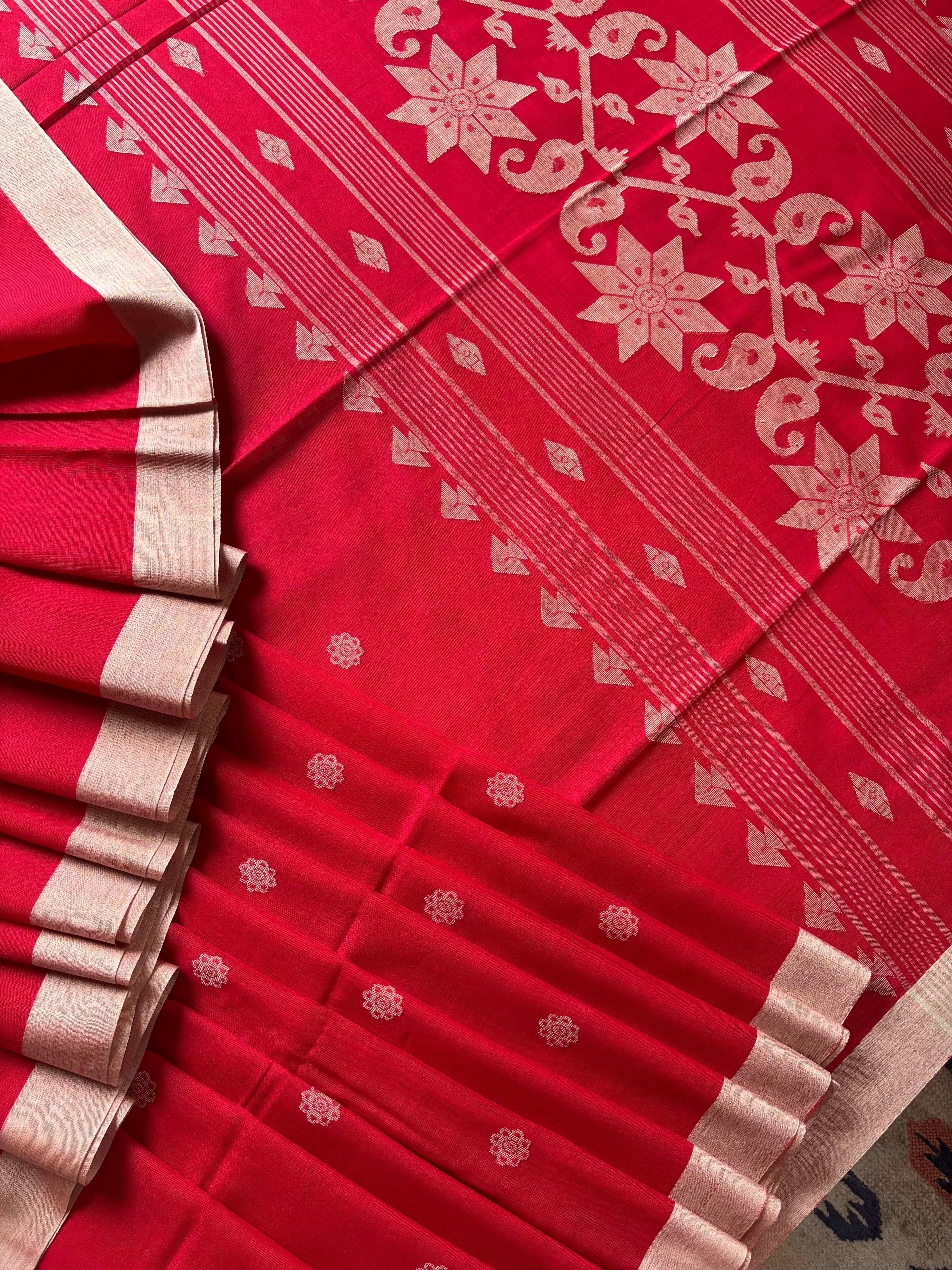 Handwoven Red Beige Colour Cotton Jamdani Saree