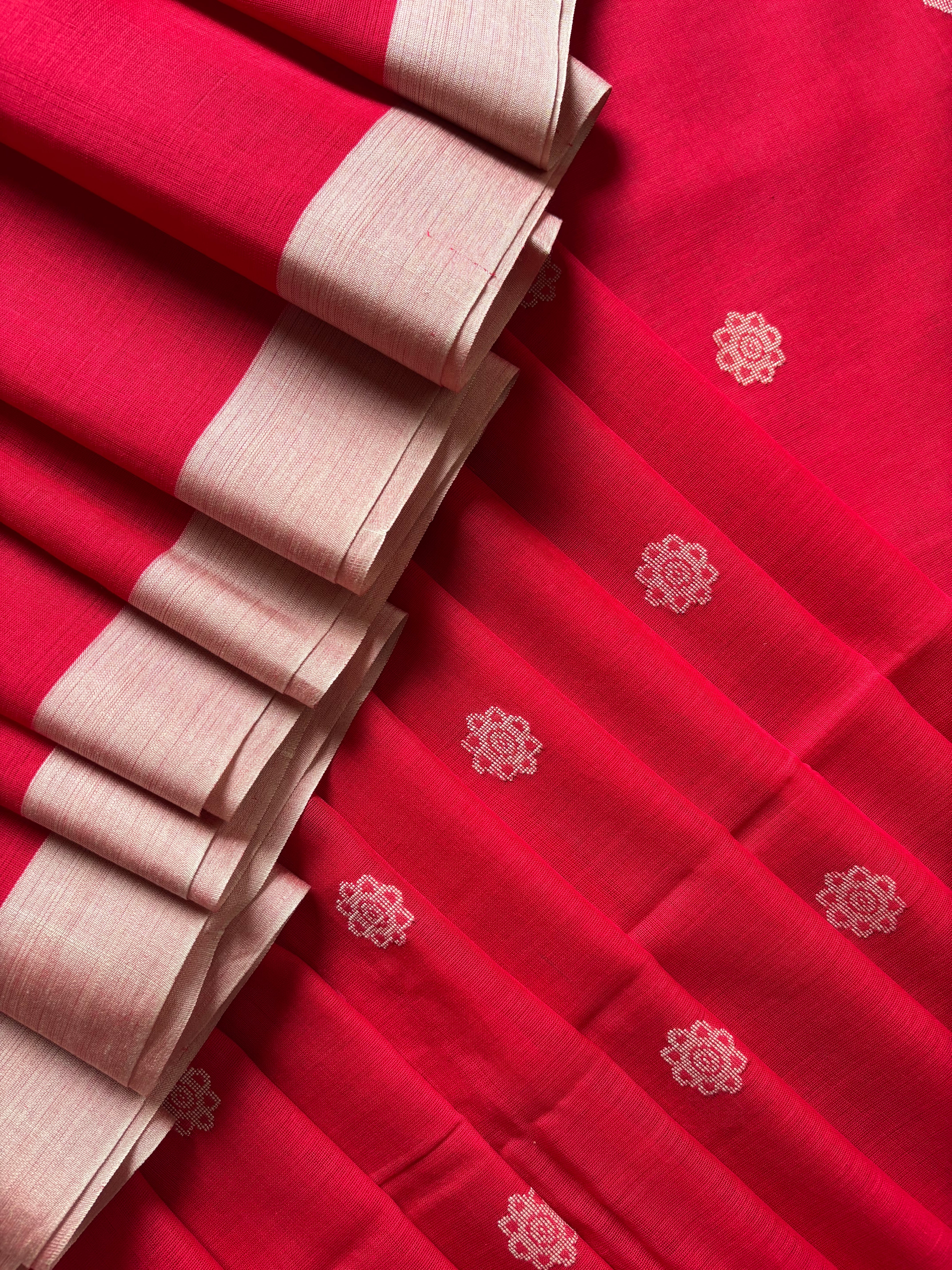 Handwoven Red Beige Colour Cotton Jamdani Saree
