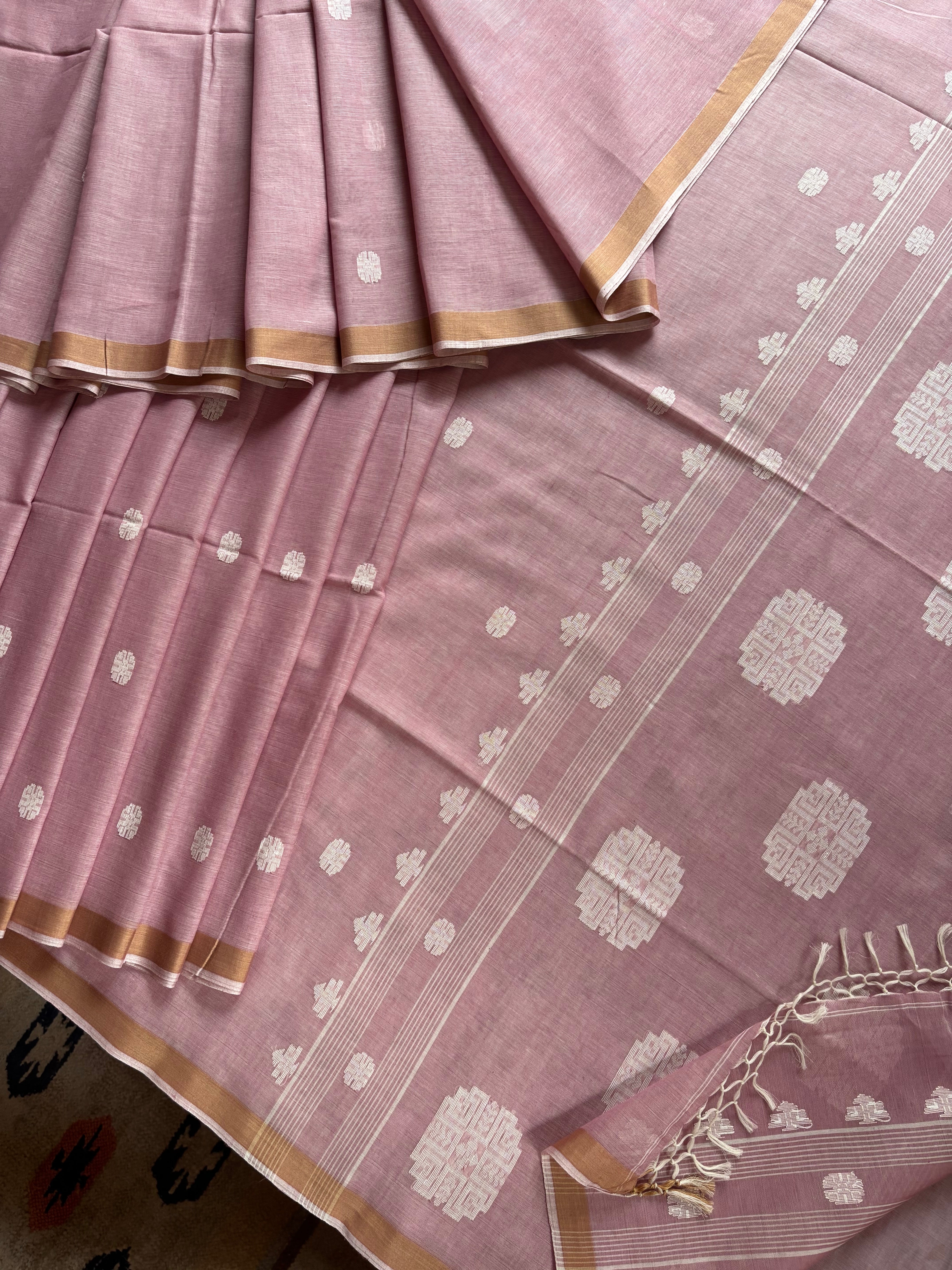 Handwoven Dusty Pink Cotton Jamdani Saree